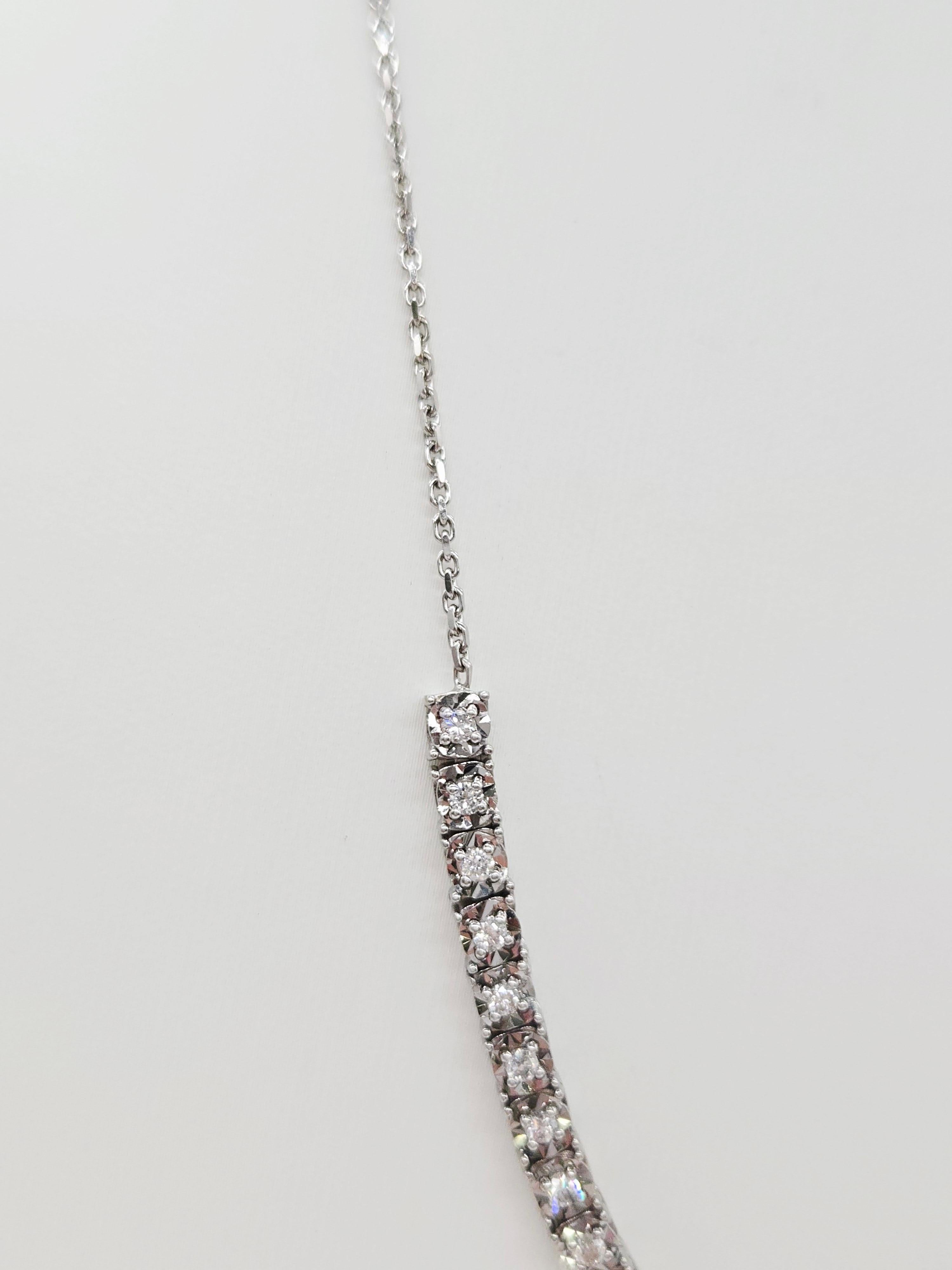 Contemporary 0.82 Carat Diamond Mini Illusion Necklace 14 Karat White Gold 18'' For Sale