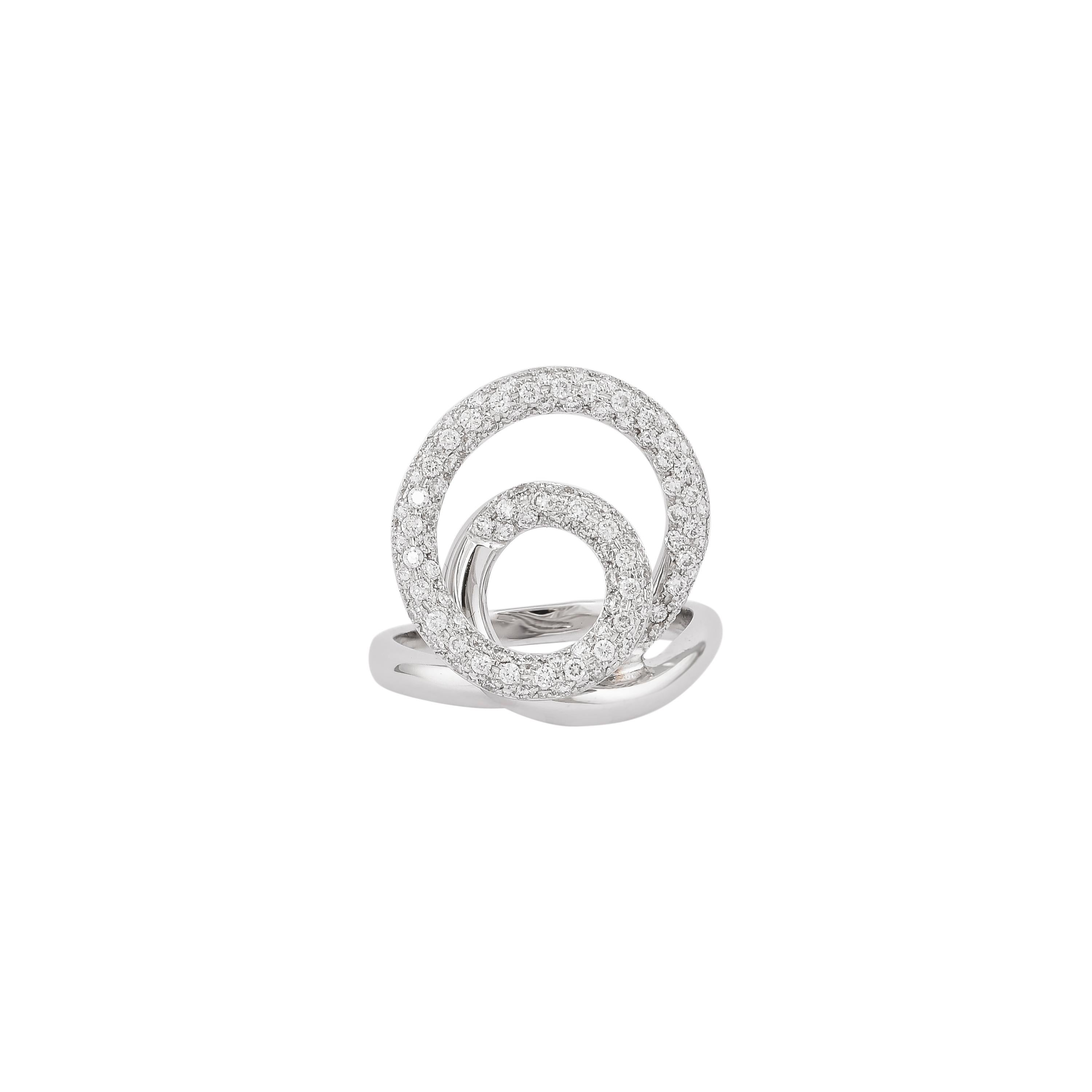 Contemporary 0.82 Carat Diamond Ring in 18 Karat White Gold For Sale
