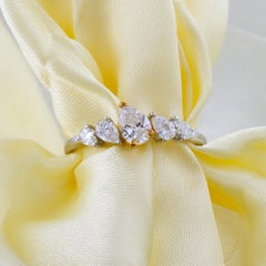 0.82 Carat SI Clarity HI Color Five Diamond Ring 18 Karat White Yellow Gold