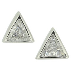 Pendientes de diamantes de corte triangular de 0,82 quilates