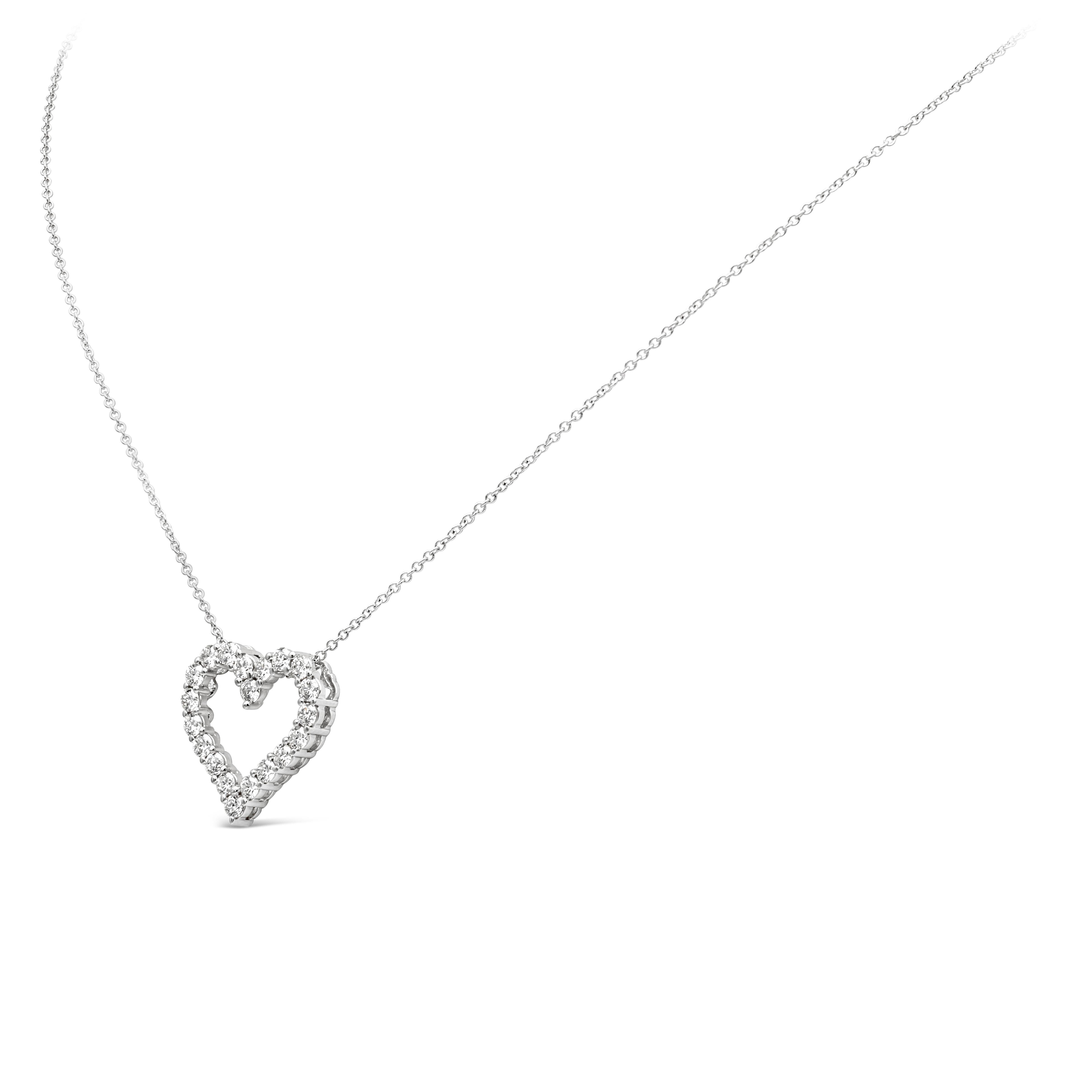 Contemporary 0.82 Carats Total Brilliant Round Shape Diamond Open-Work Heart Pendant Necklace For Sale
