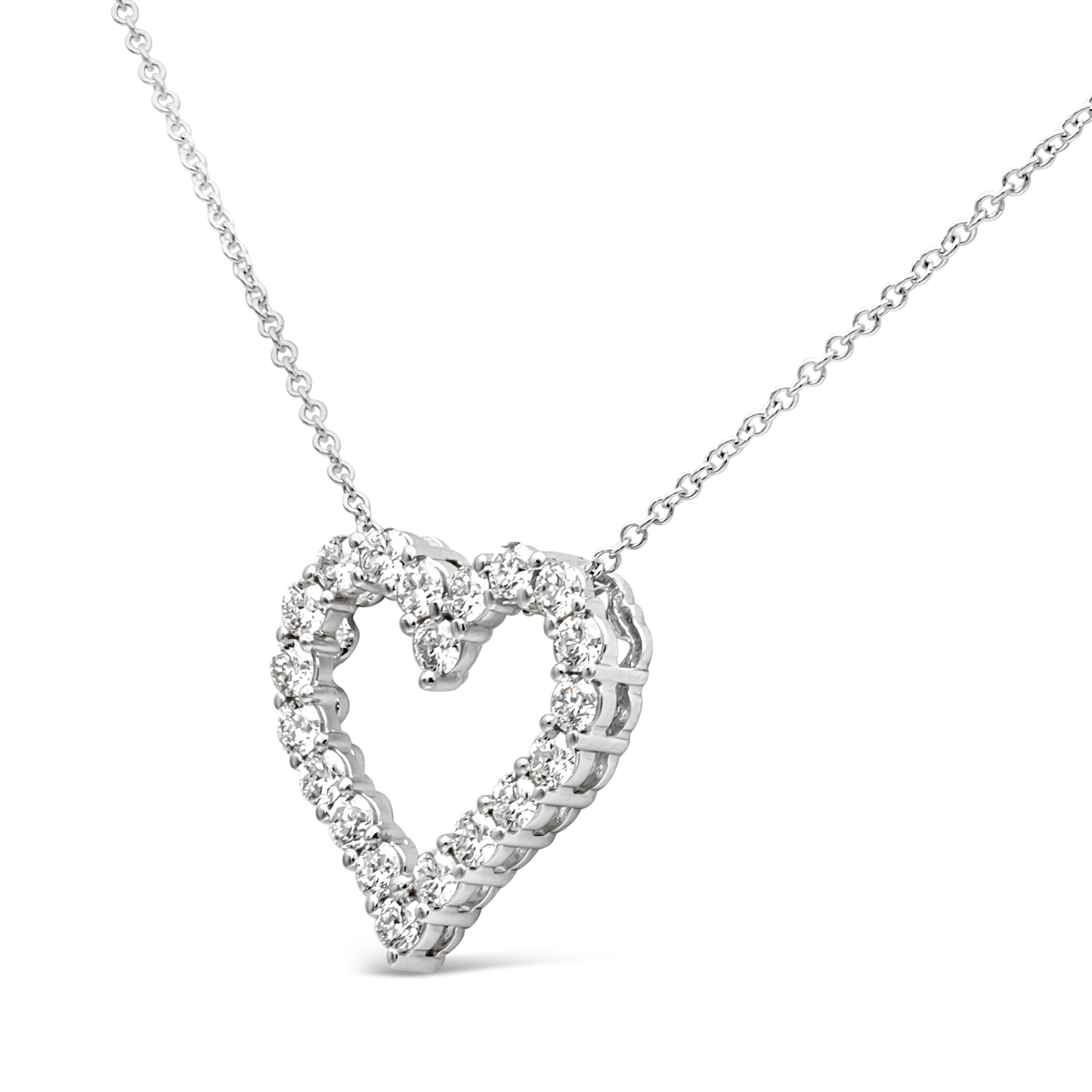 Round Cut 0.82 Carats Total Brilliant Round Shape Diamond Open-Work Heart Pendant Necklace For Sale
