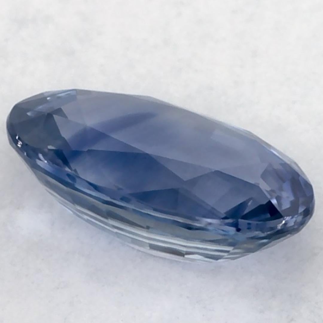 0.82 carati di zaffiro blu ovale sfuso in vendita 1