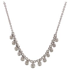 Collier en or blanc 18 carats avec diamants de 0,82 carat sertis sur le chaton et monture chaton
