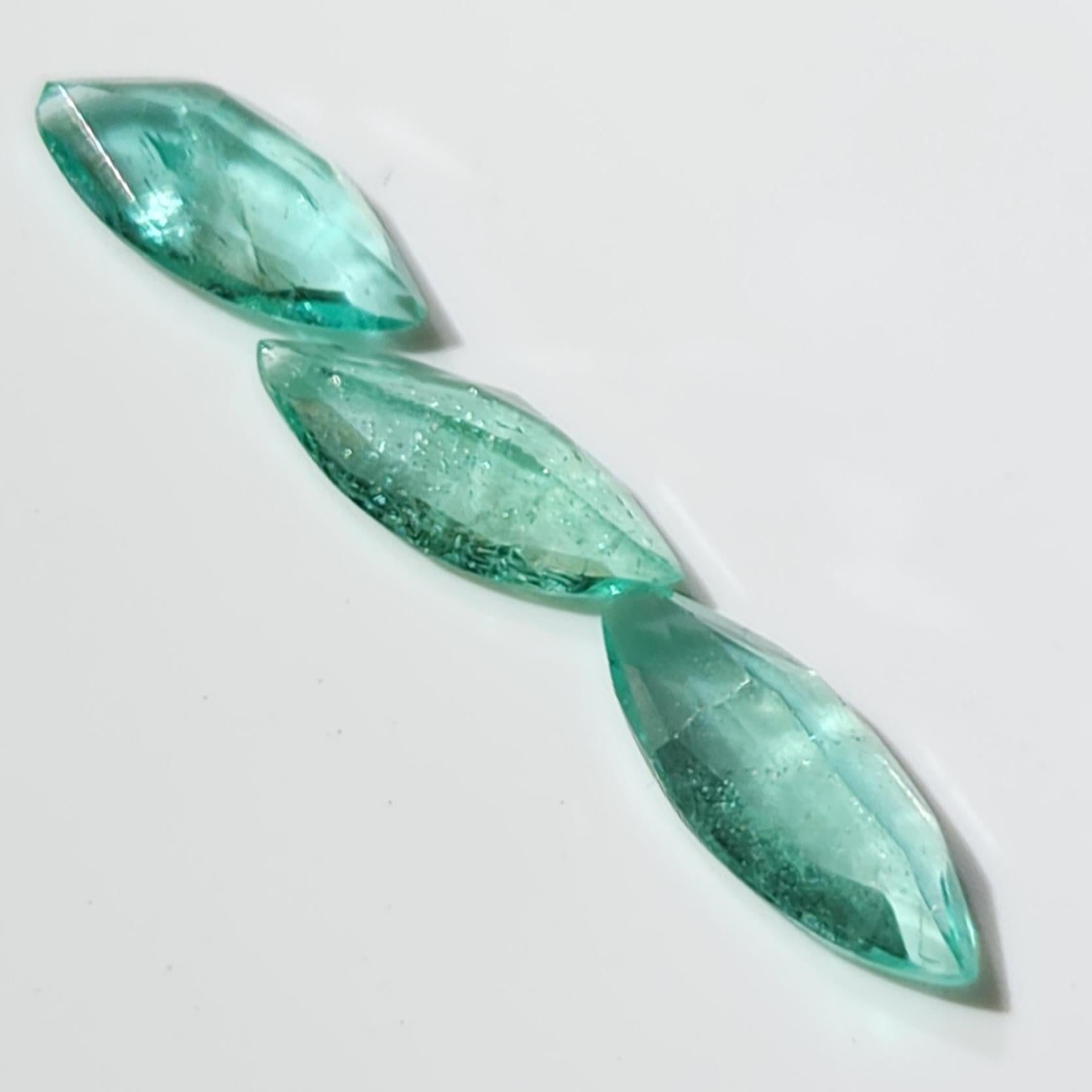 Captivating 0.82ct Loose Marquise Shape Colombian Emerald Gemstone

Product Description:

Behold our breathtaking 0.82ct loose Marquise Shape Colombian Emerald gemstone—a harmonious marriage of South American origin and nature's sublime artistry.