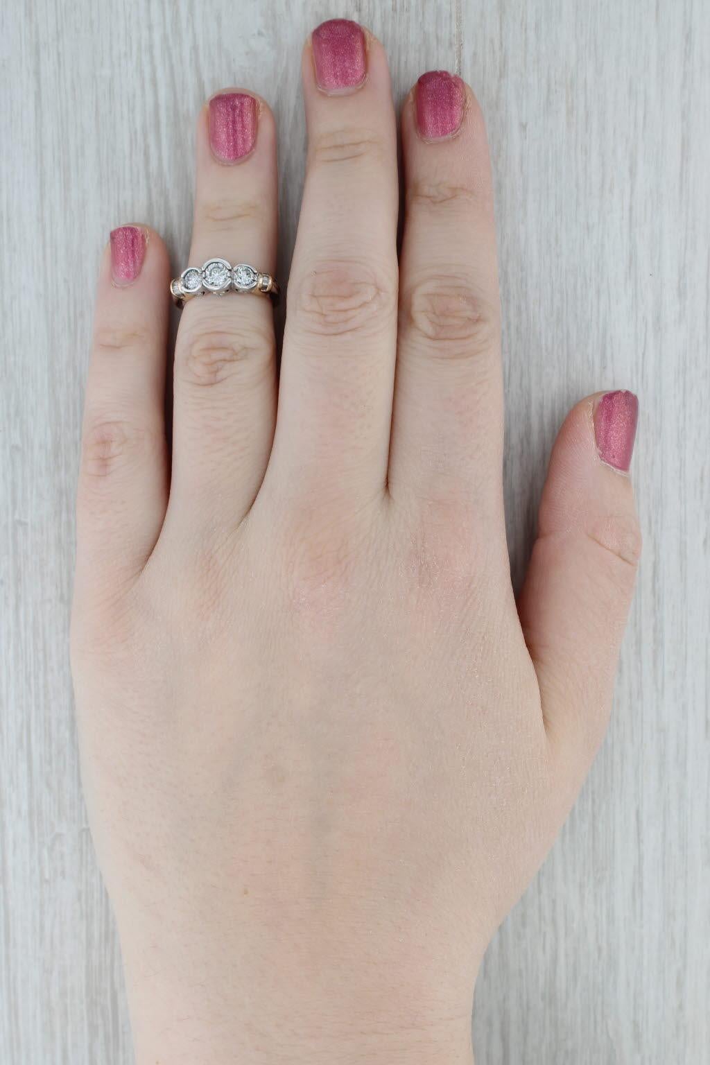 0.82ctw Diamond 3-Stone Engagement Ring 14k White Yellow Gold Size 5.5 For Sale 3
