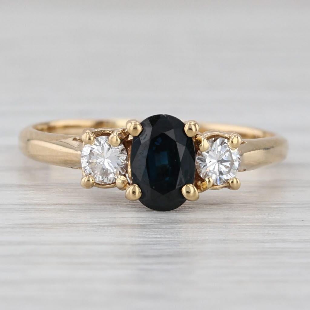 0.82ctw Oval Blauer Saphir Diamant Ring 18k Gelbgold Größe 6.75 (Ovalschliff) im Angebot