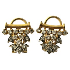0.83 Carat Diamond Earrings in 18k Gold