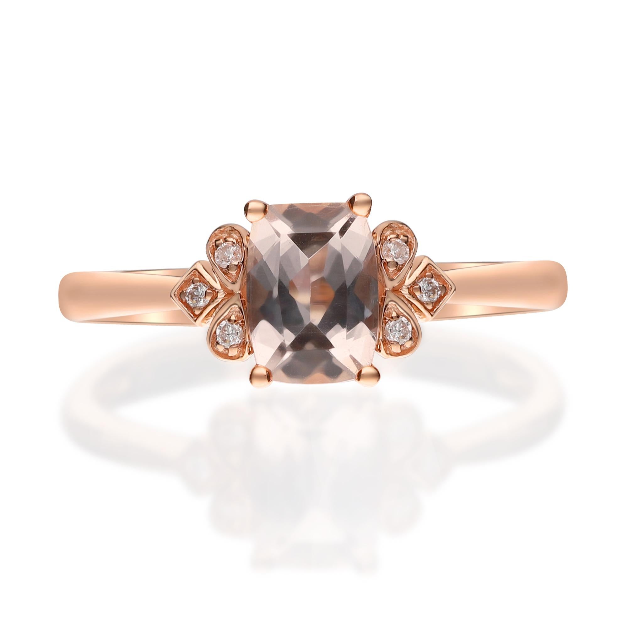 0.83 Carat Morganite Cushion Cut Diamond Accents 10K Rose Gold Engagement Ring In New Condition For Sale In New York, NY
