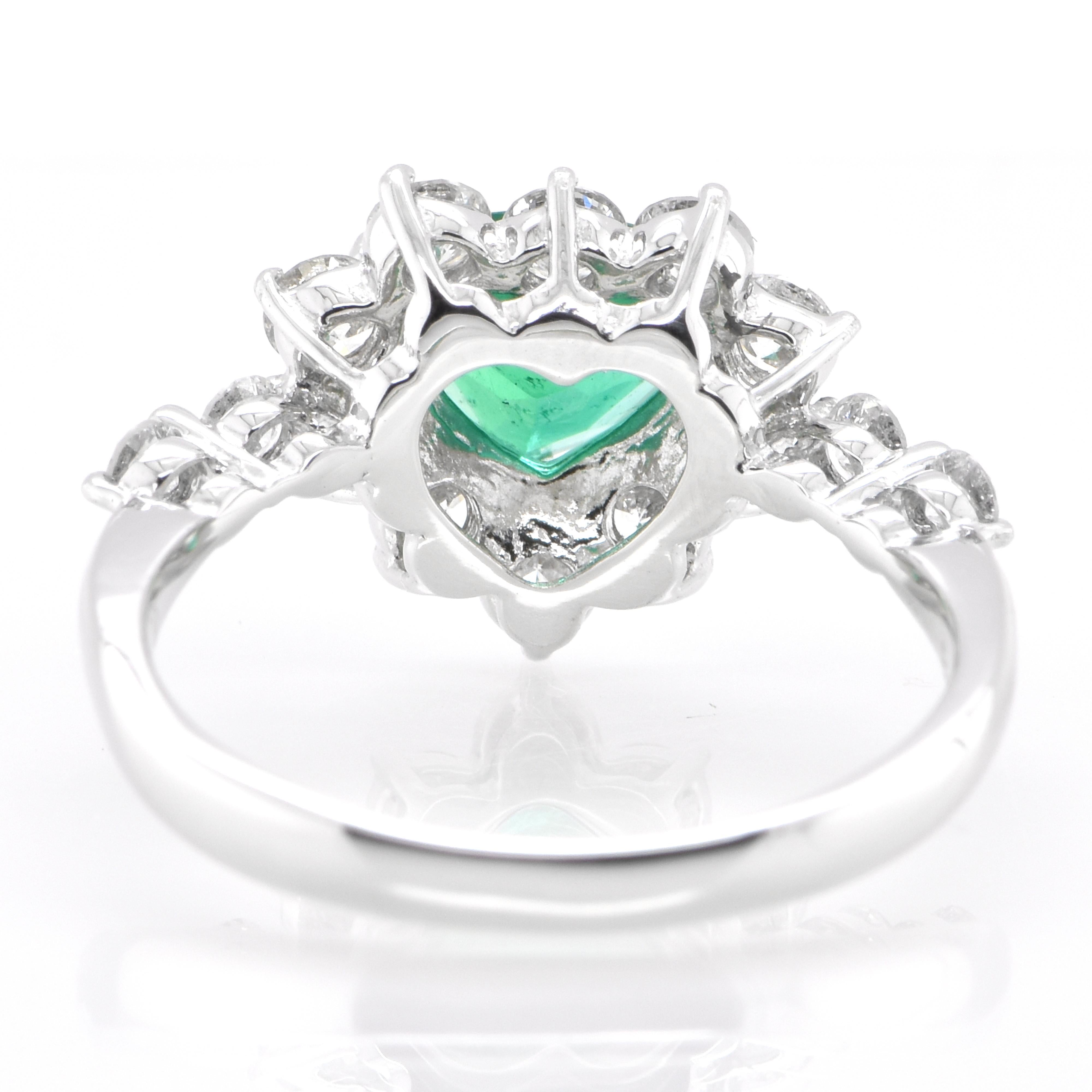  0.83 Carat Natural, Trillion Cut Emerald and Diamond Ring Set in Platinum For Sale 1