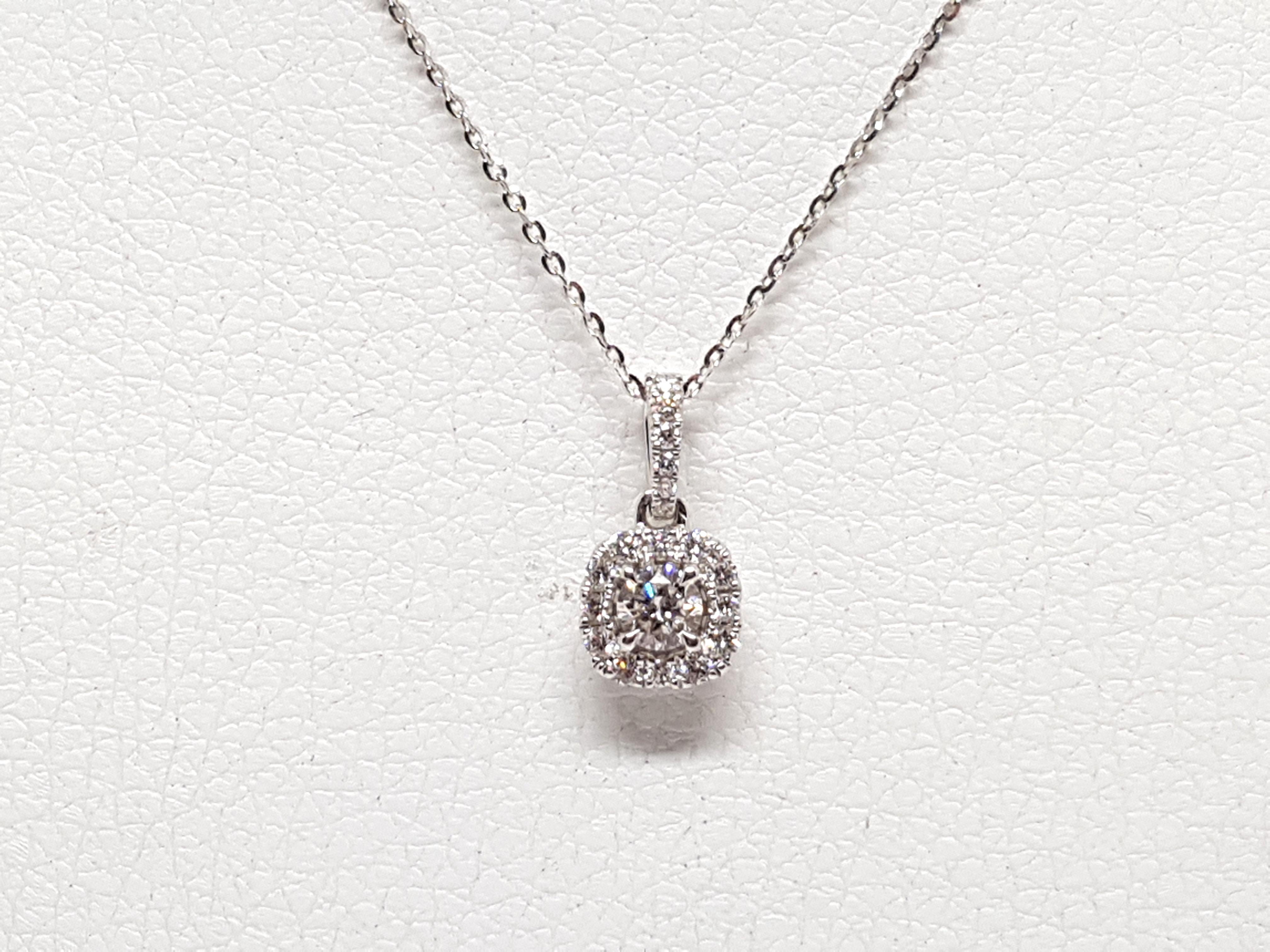 halo diamond pendants