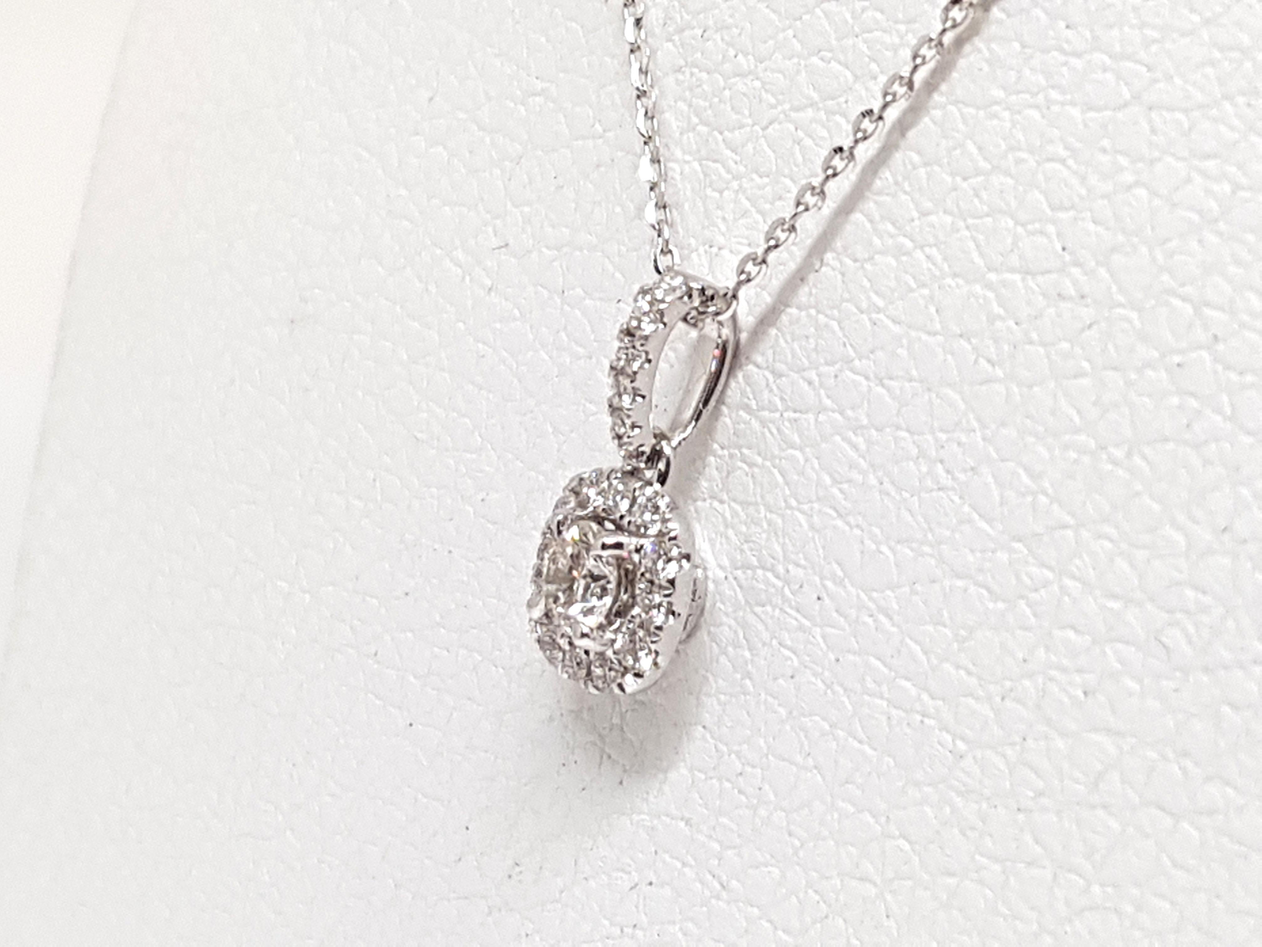 Contemporary 0.83 Carat White Gold Necklace Diamond Halo Solitaire Pendant For Sale