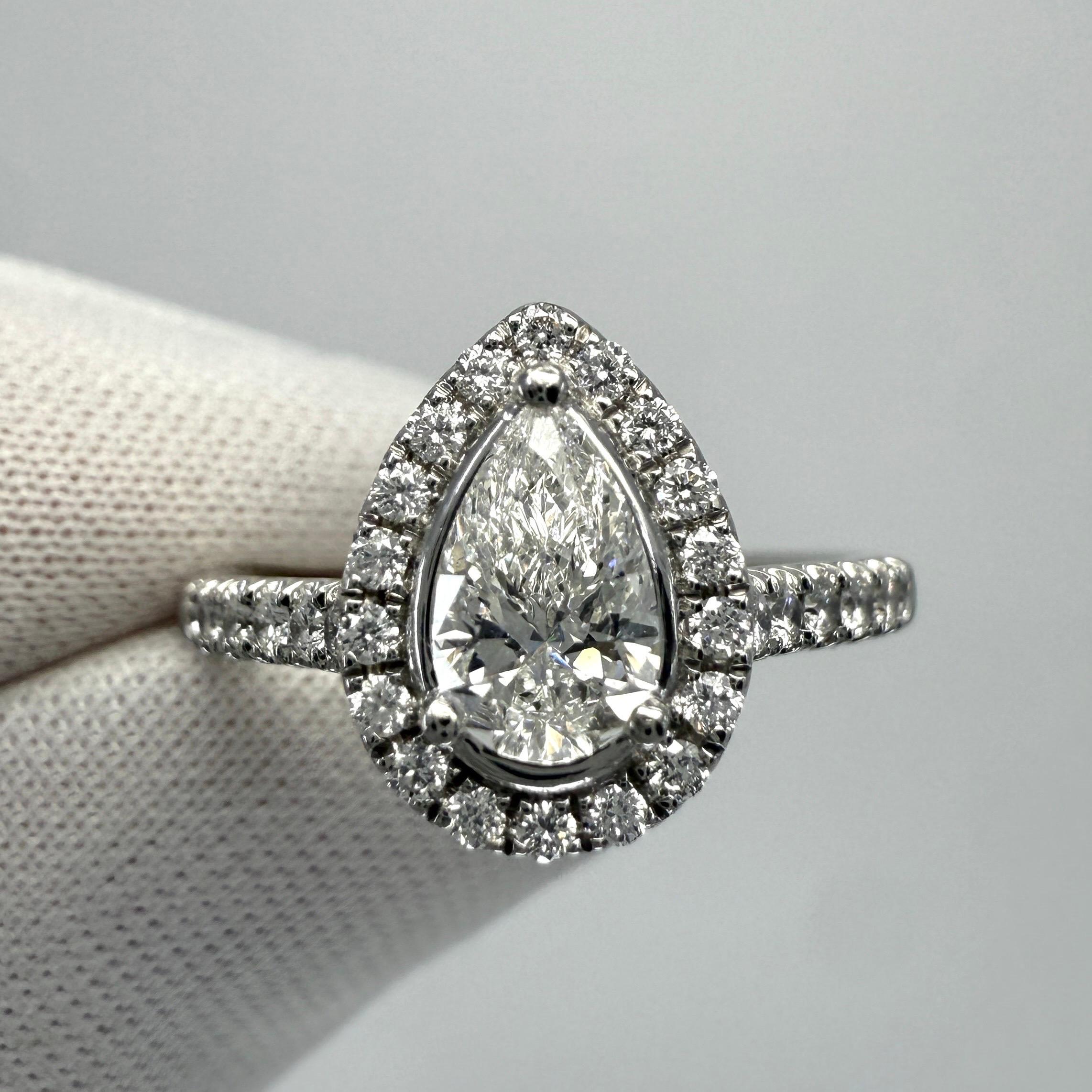 0,83ct GIA Certified Natural Pear Cut Diamond SI1 G Platinum Halo Cluster Ring in vendita 2