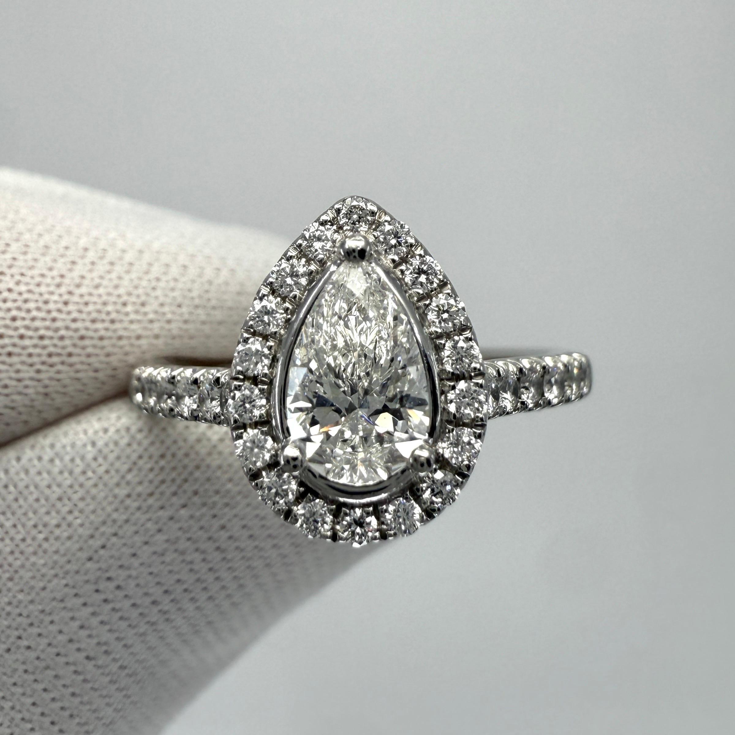 0,83ct GIA Certified Natural Pear Cut Diamond SI1 G Platinum Halo Cluster Ring in vendita 4
