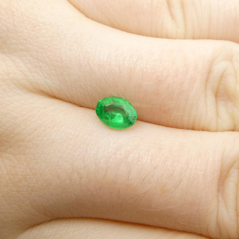 0.83ct Oval Green Emerald from Colombia For Sale 8