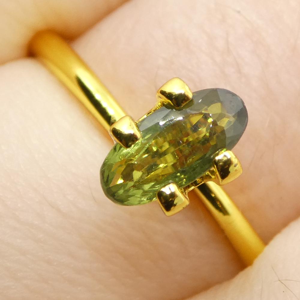 0.83ct Ovaler gelblich grüner bis gelblich brauner Alexandrit aus Sri Lanka (Brillantschliff) im Angebot
