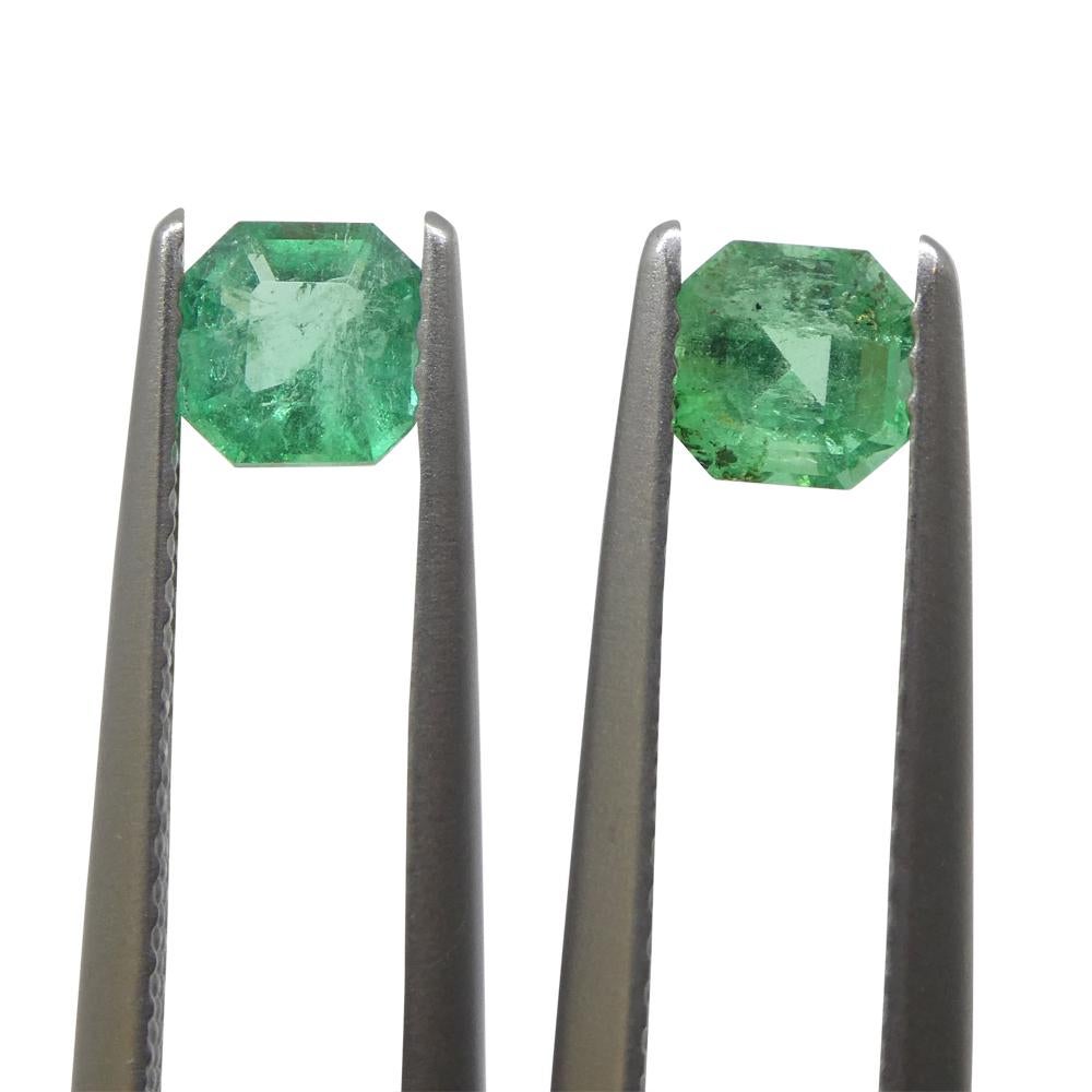 Taille émeraude Paire d'émeraudes vertes carrées de Colombie de 0.83 carat en vente