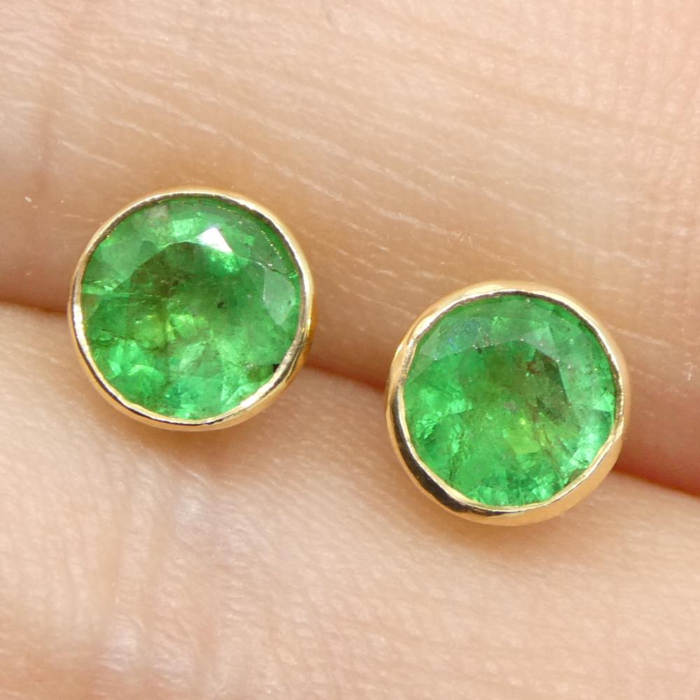 0,83 Karat runder grüner Smaragd-Ohrstecker aus 14 Karat Gelbgold 5