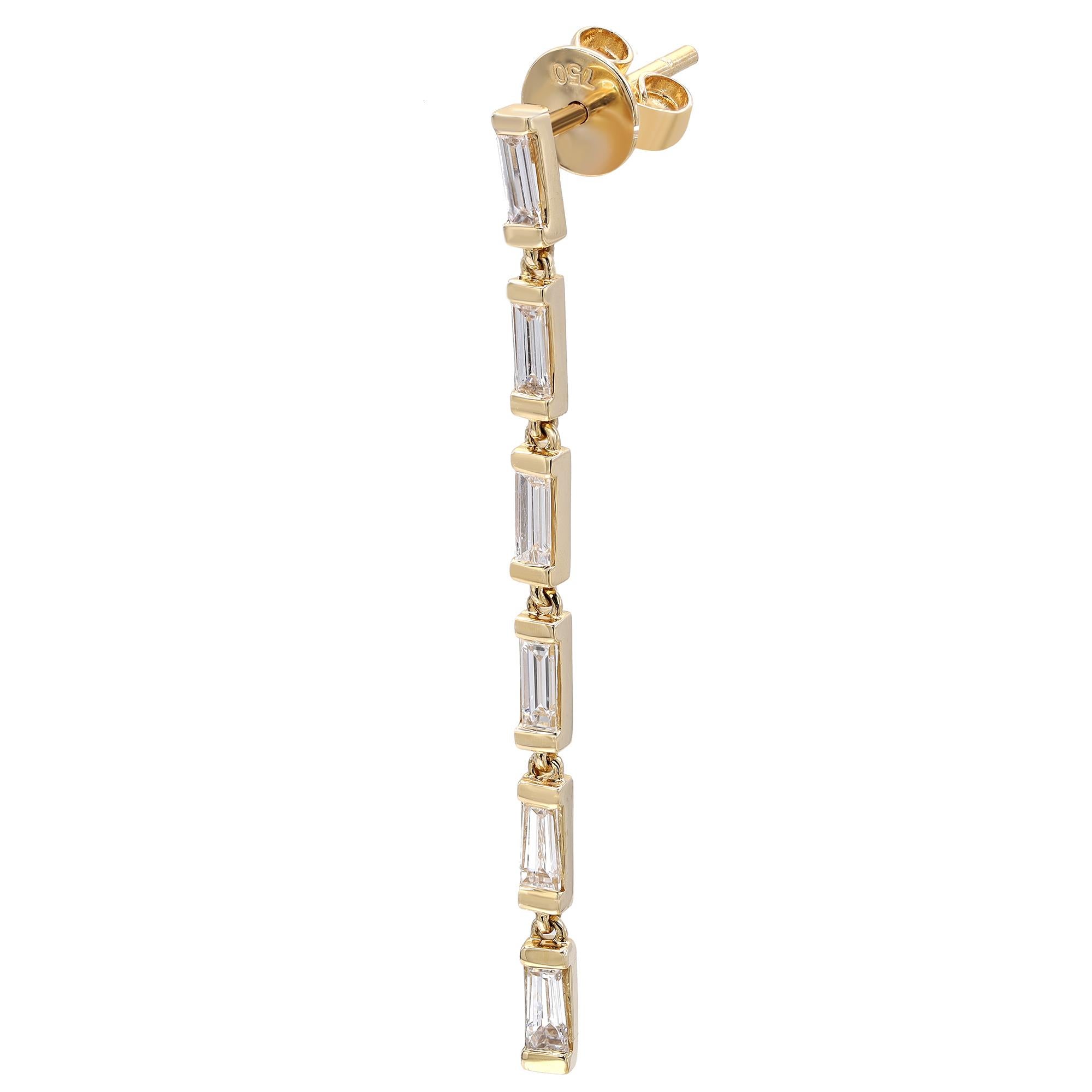 Moderne Boucles d'oreilles en goutte en or jaune 18 carats avec diamants taille baguette 0,83 carat au total en vente