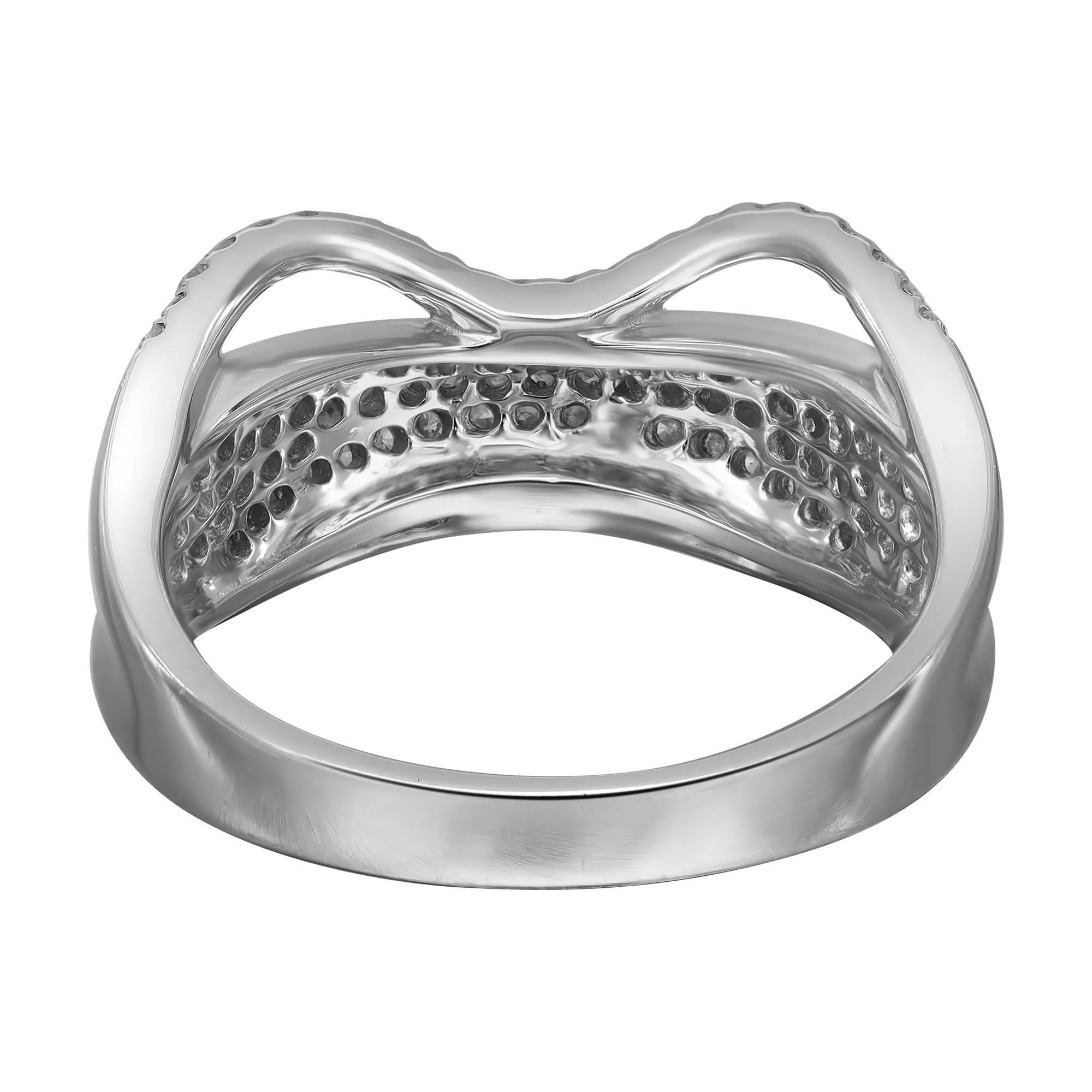 Modern 0.83cttw Prong Set Round Diamond Ladies Cocktail Ring 14k White Gold For Sale