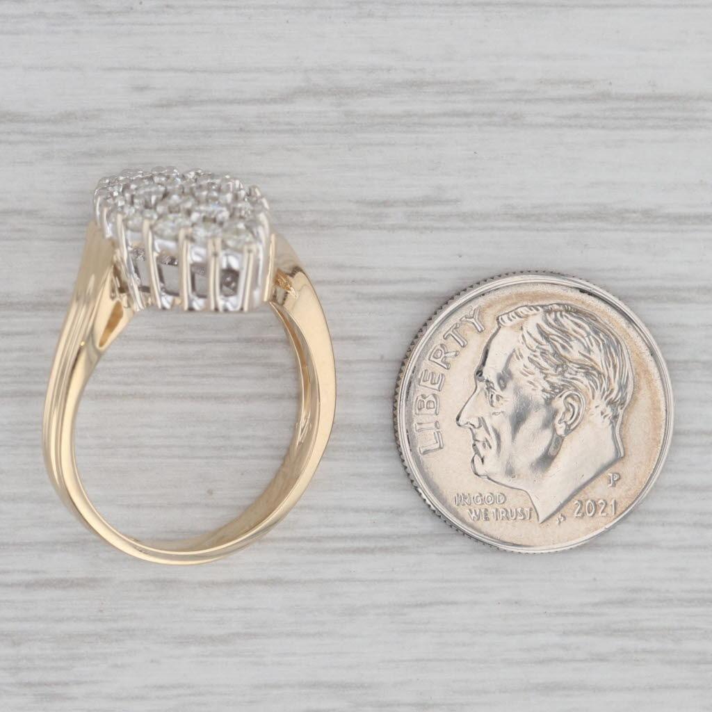 Informations sur les pierres précieuses :
- Diamants naturels -
Total des carats - 0.83ctw
Taille - Brilliante ronde
Couleur - H - J
Clarté - VS2

Métal : or jaune et blanc 14k
Poids : 5,8 grammes 
Timbres : 14k
Hauteur de la face : 18.6 mm 
Hauteur