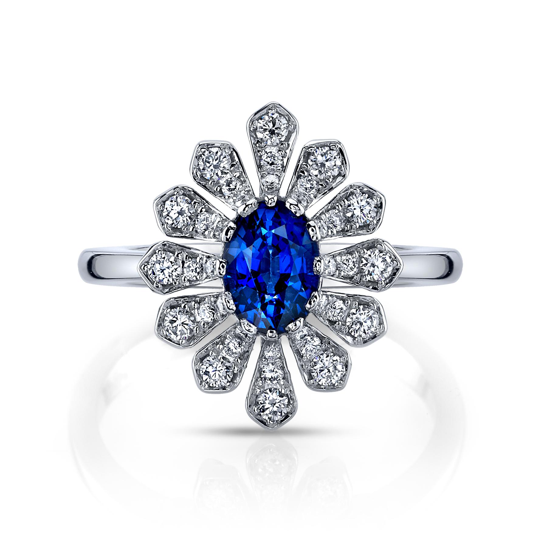 Women's 0.84 Carat Blue Sapphire and Diamond Flower Ring For Sale