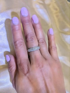0,84 Karat natürlicher Diamantring G, SI in Weißgold