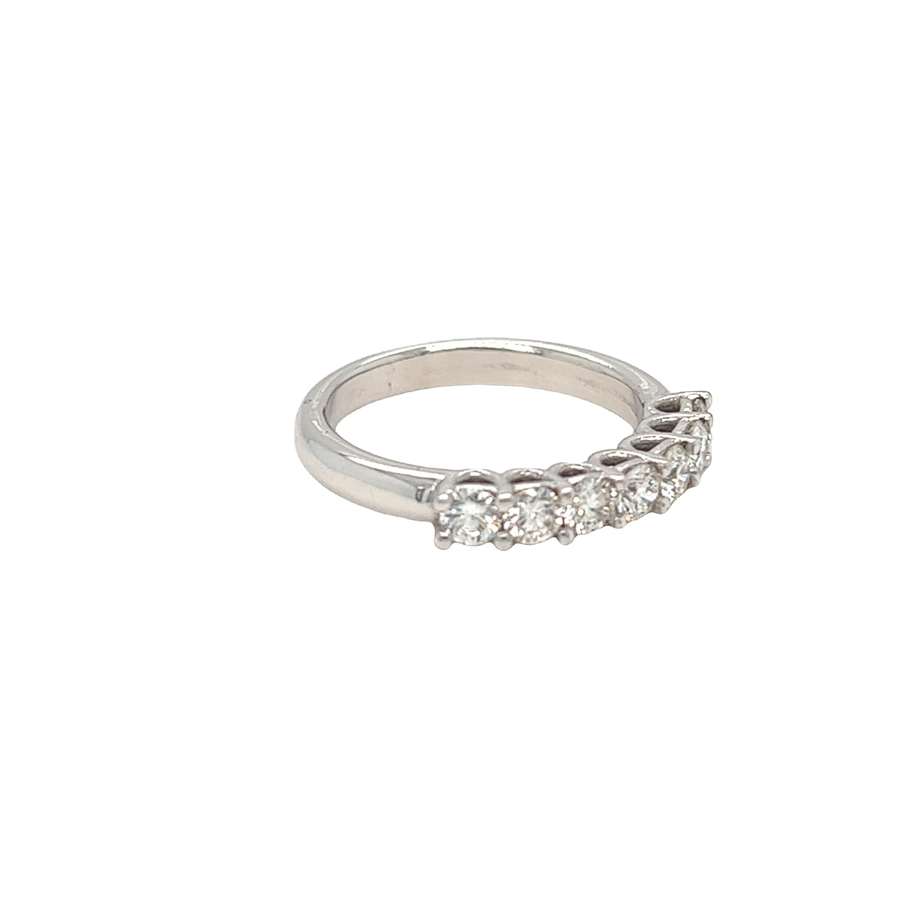 Women's or Men's 0.84 carat Seven Stone Diamond Half Eternity Band Ring 18K White Gold For Sale