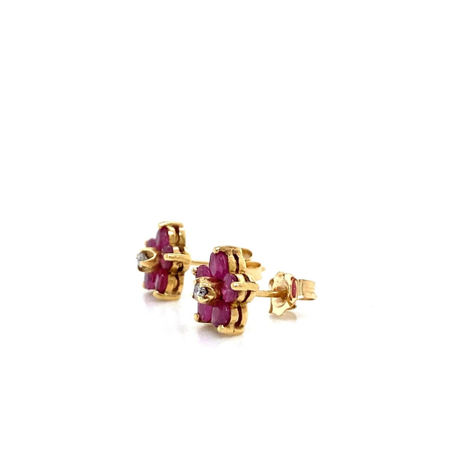 0.84 Total Carat Ruby and Diamond Flower Shaped Push Back Earrings in 14K Gold In New Condition For Sale In New York, NY
