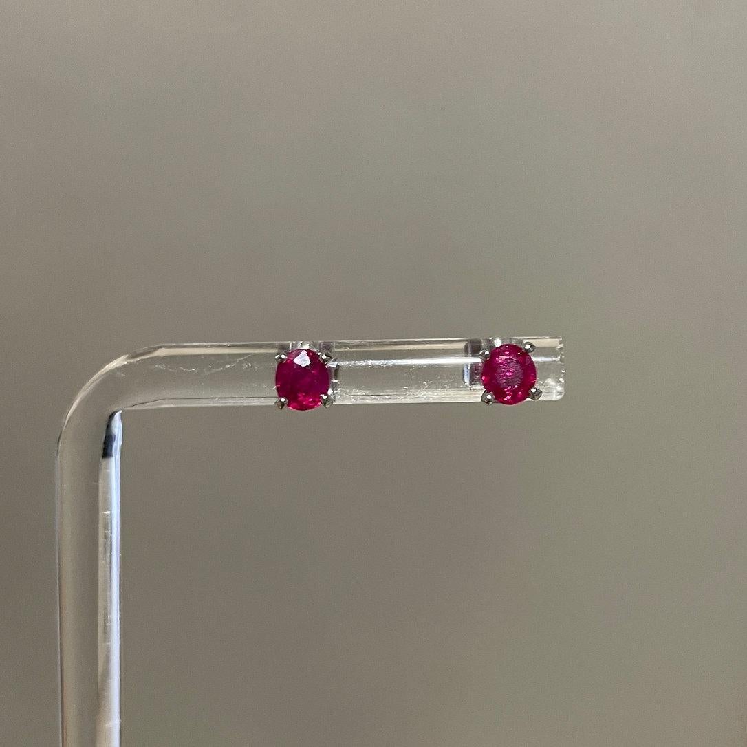 0.845Ct Burma unheated Ruby and Natural diamond 2 ways stud earring In New Condition For Sale In Singapore, SG