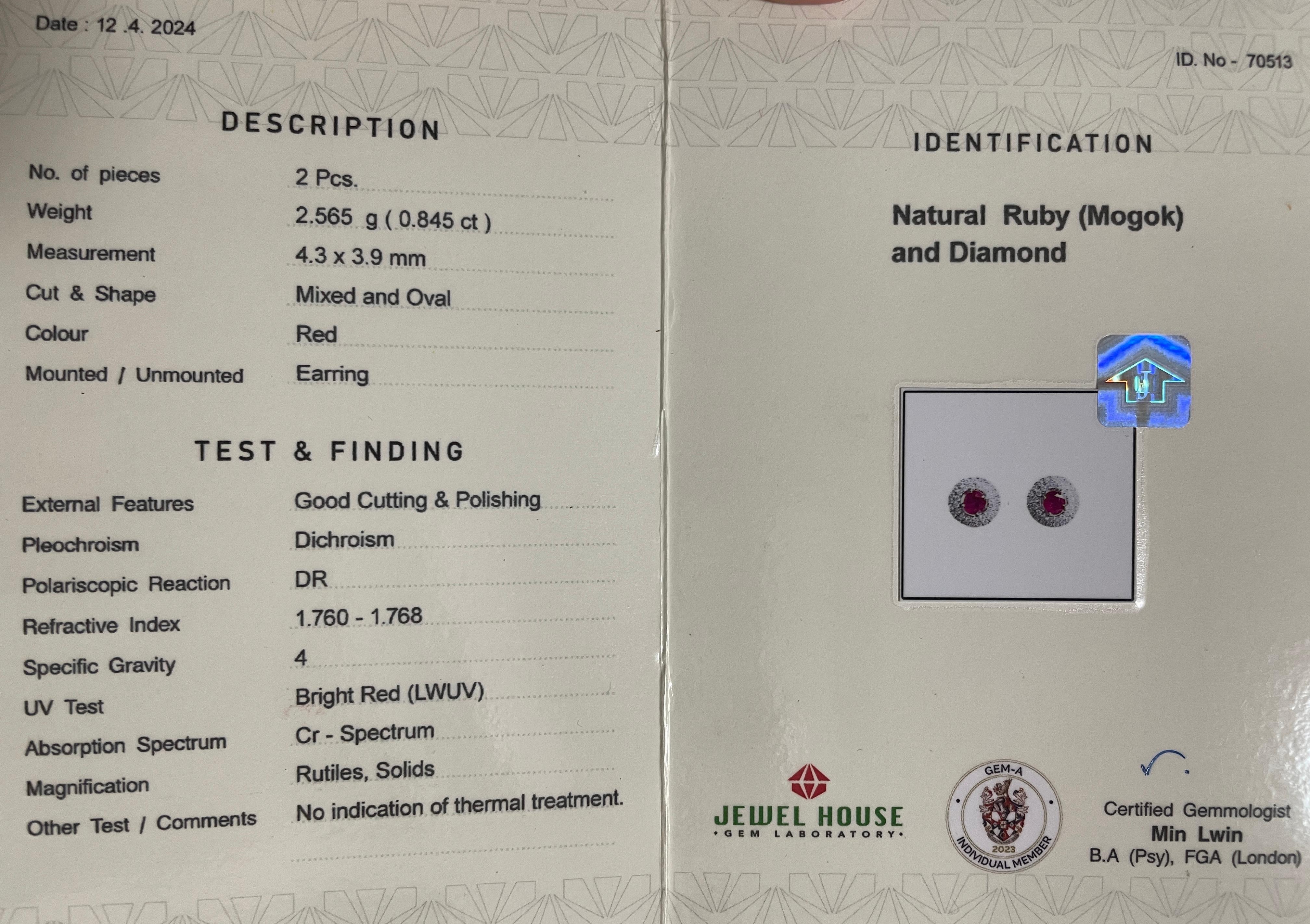 0.845Ct Burma unheated Ruby et Natural diamond 2 ways stud earring en vente 3