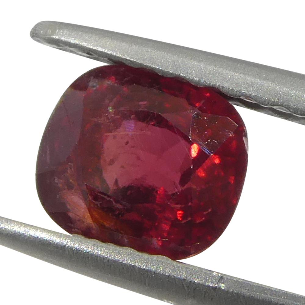 Saphir rouge coussin 0,84 carat de Tanzanie en vente 6