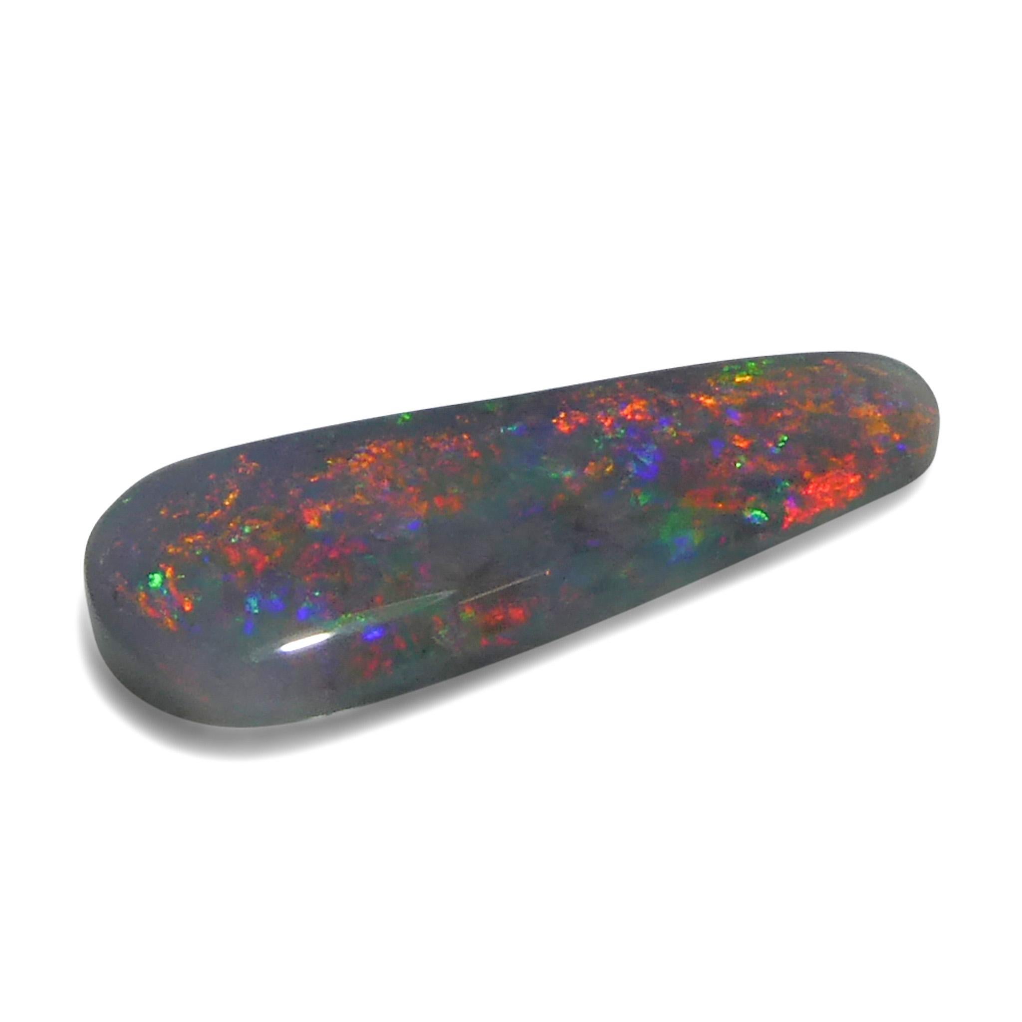 Opale grise de forme libre cabochon de 0.84 carats d'Australie Neuf - En vente à Toronto, Ontario