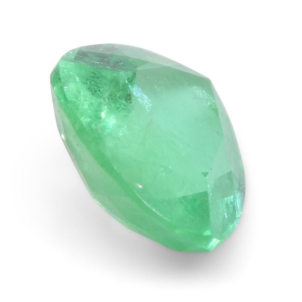 0.84ct Trillion Green Emerald from Colombia In New Condition For Sale In Toronto, Ontario