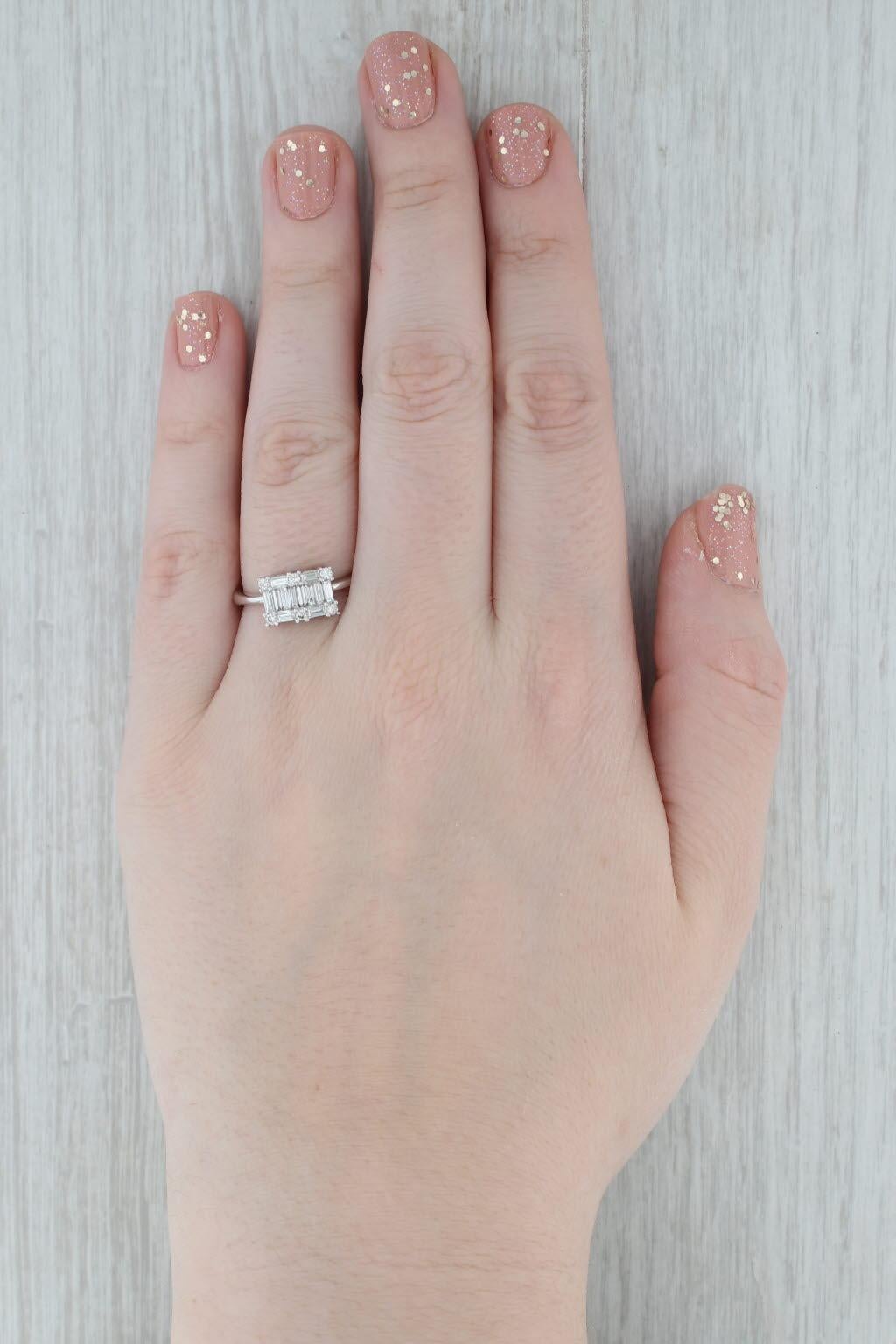 0.84ctw VS2 Diamond Baguette Ring 18k White Gold Size 7.75 For Sale 3