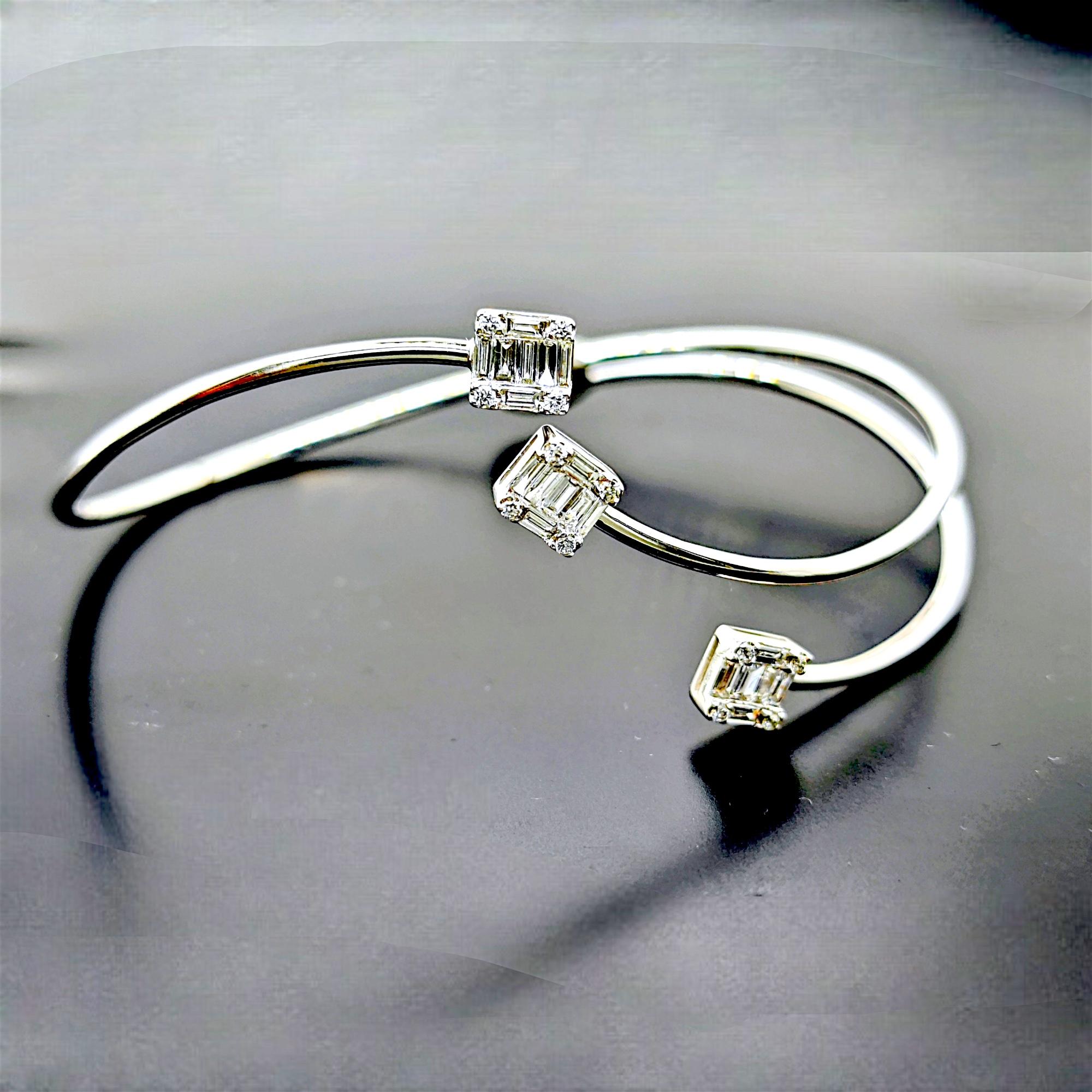 Bracelet en or blanc avec diamant baguette de 0,85 carat Pour femmes en vente
