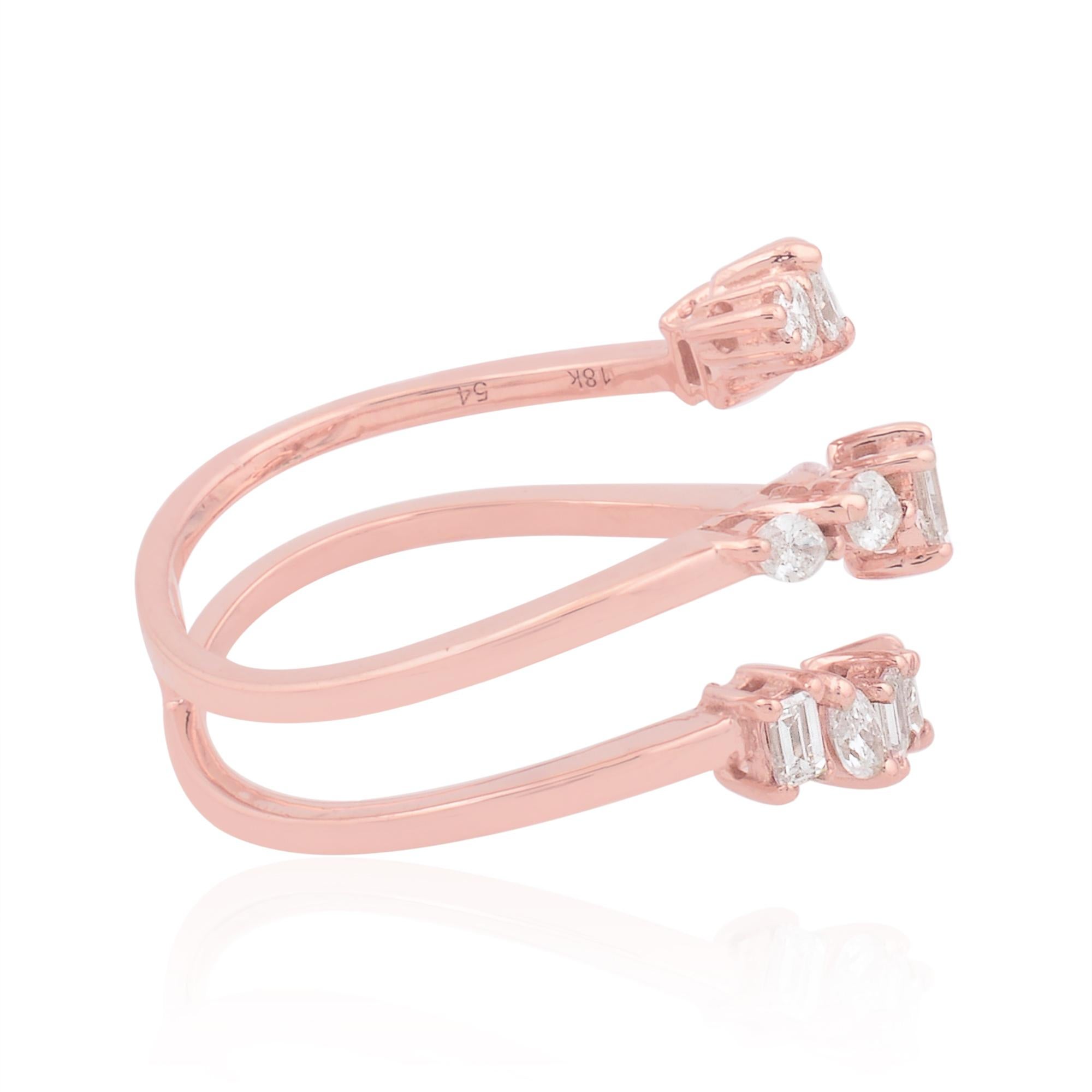 Code de l'article :- SER-2952E
Poids brut :- 4.23 gm
Or rose 18k Poids :- 4.06 gm
Poids du diamant :- 0,85 carat  ( DIAMANT MOYEN DE PURETÉ SI1-SI2 ET DE COULEUR H-I )
Taille de l'anneau : - 7 US & toutes les tailles d'anneaux disponibles

✦