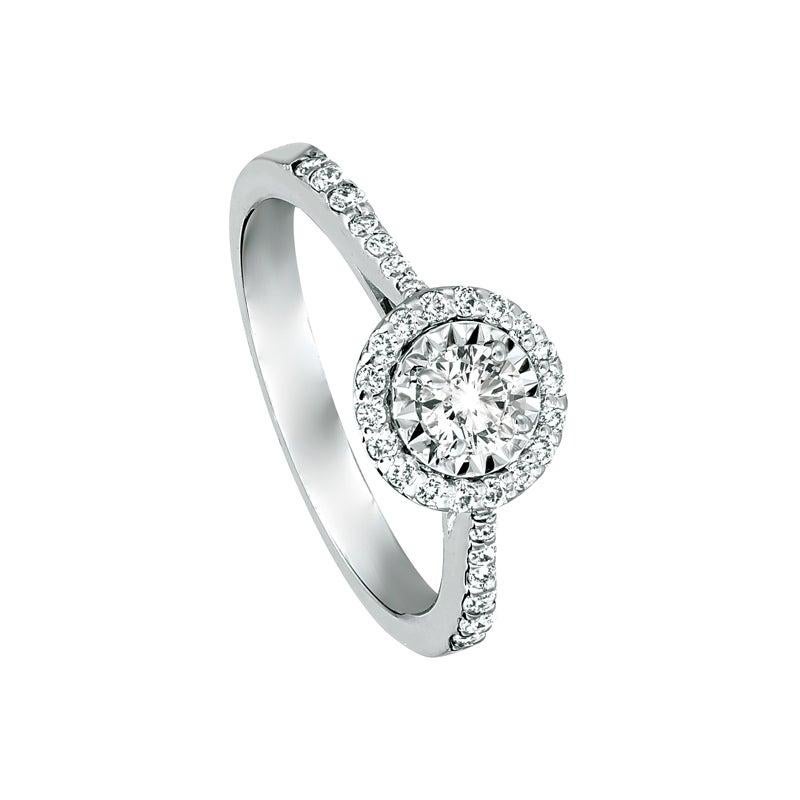 For Sale:  0.85 Carat Natural Diamond Engagement Ring G SI 14 Karat White Gold 2