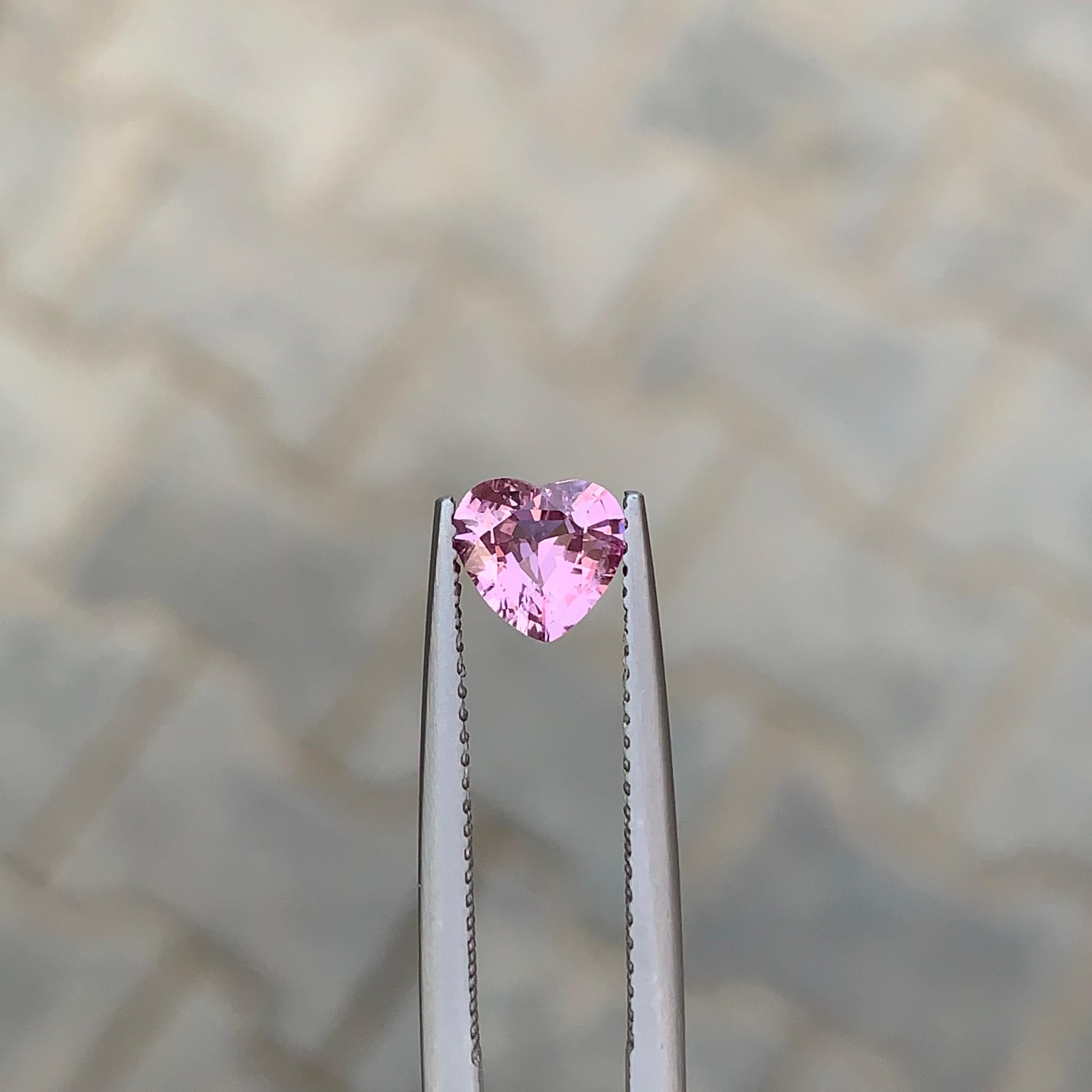 0.85 Carat Natural Loose Pink Spinel Heart Shape  Tanzania’s Gemstone For Sale 1