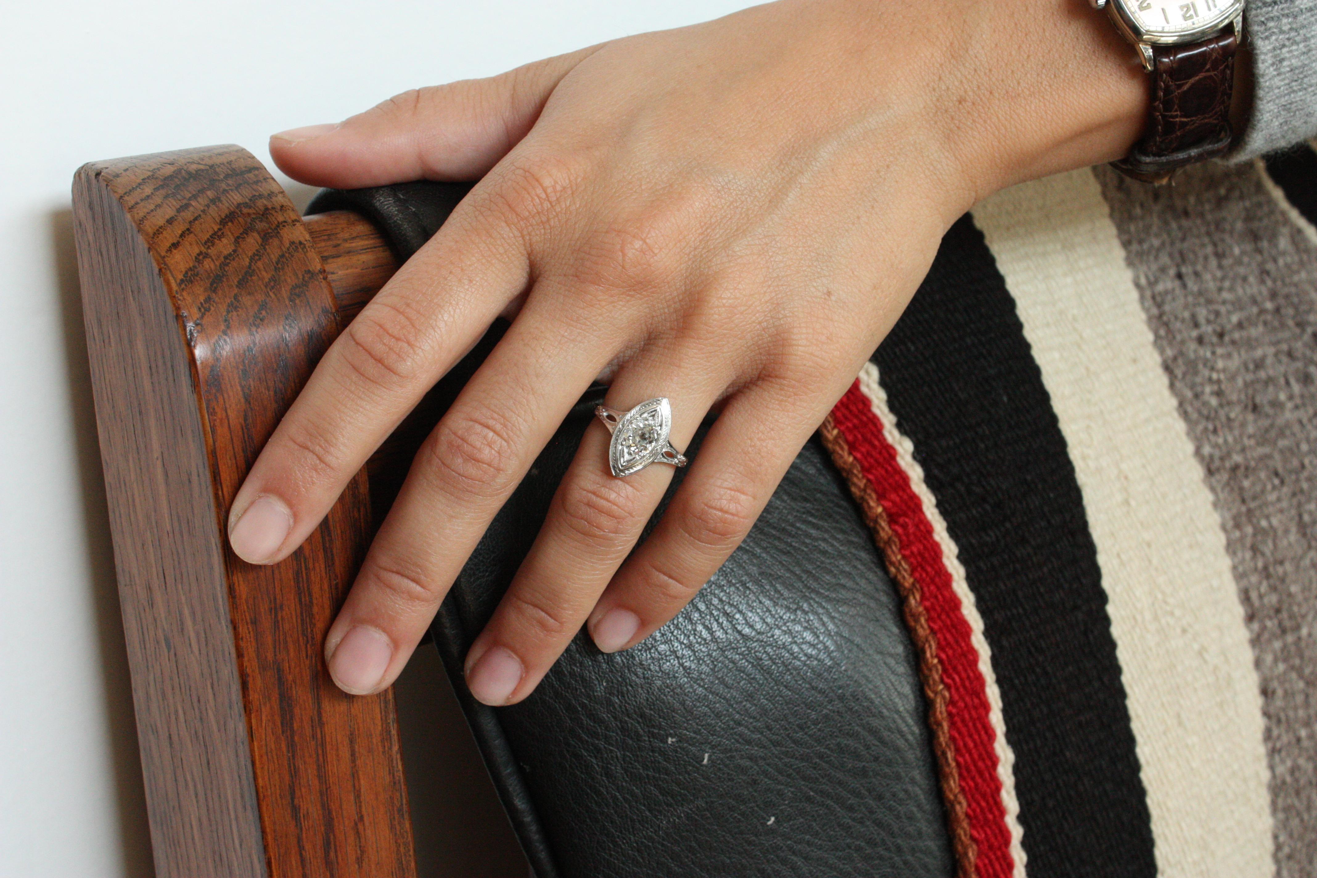 0.85 Carat Old Mine Cut Diamond 1920s Filigree Art Deco Platinum Engagement Ring For Sale 2