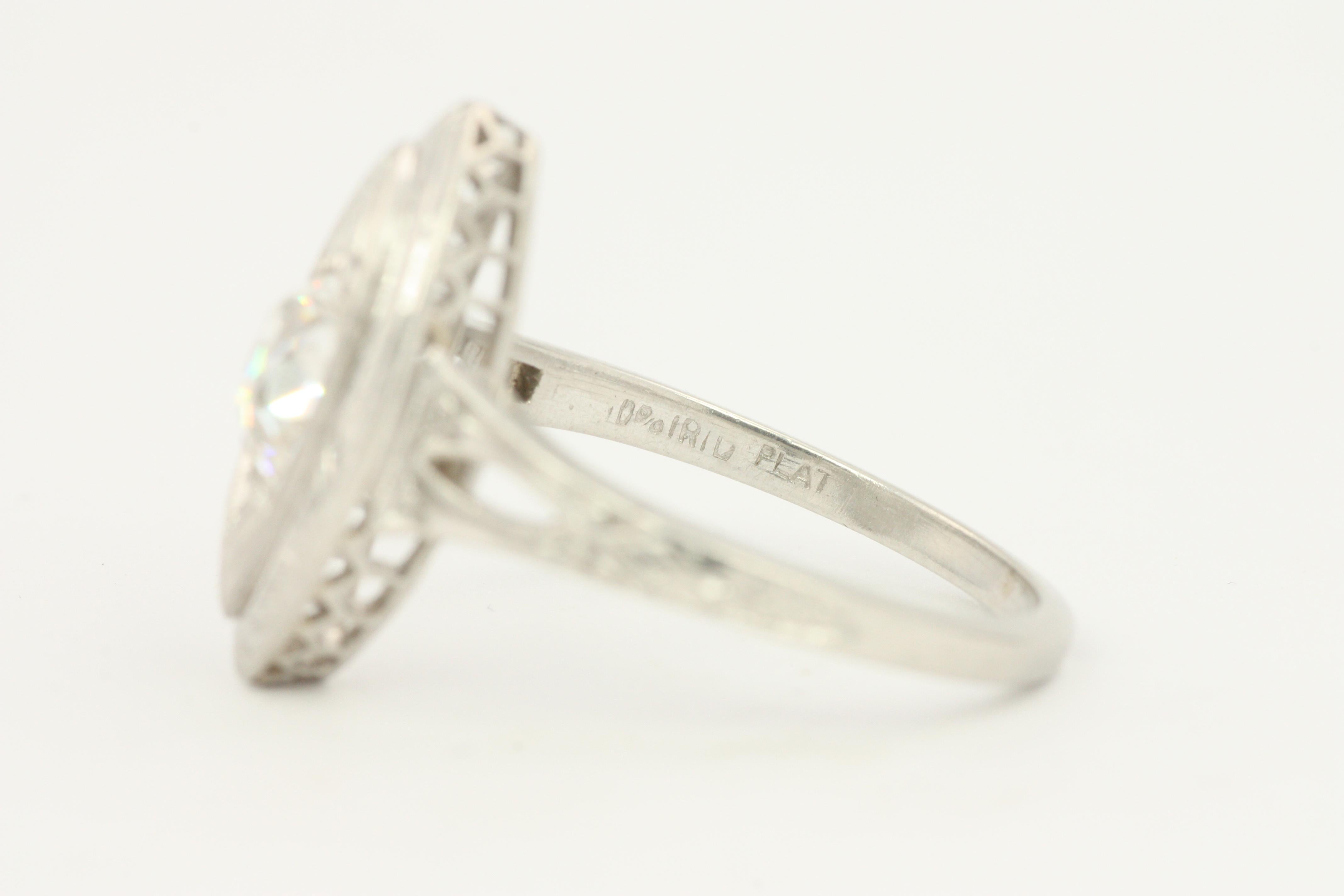 0.85 Carat Old Mine Cut Diamond 1920s Filigree Art Deco Platinum Engagement Ring For Sale 4