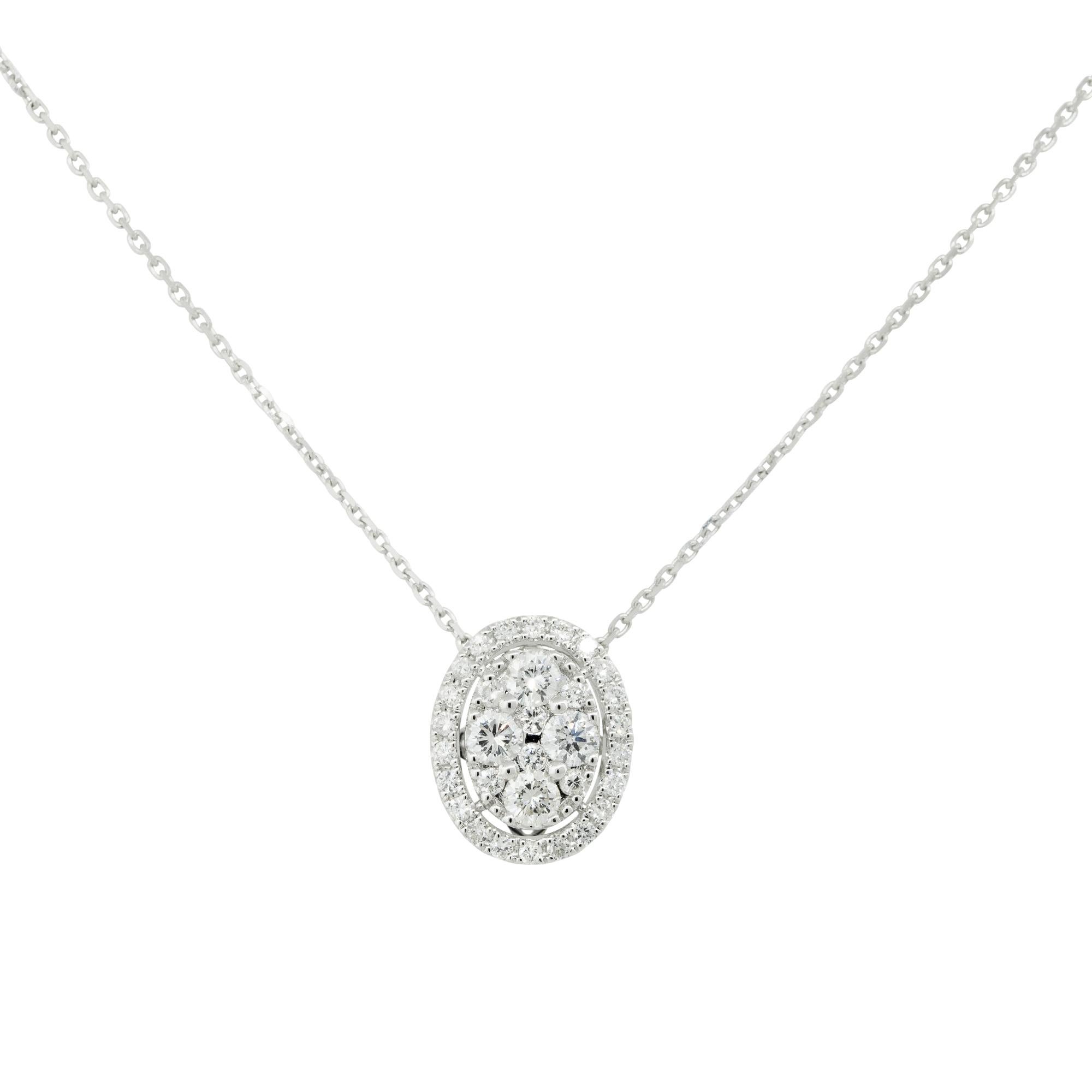 18k White Gold 0.85ctw Pave Diamond Oval Shaped Pendant Necklace
Material: 18k White Gold
Diamond Details: Approximately 0.85ctw of Round Brilliant cut Diamonds. The pendant has 4 larger diamonds in the center along with smaller diamonds in the