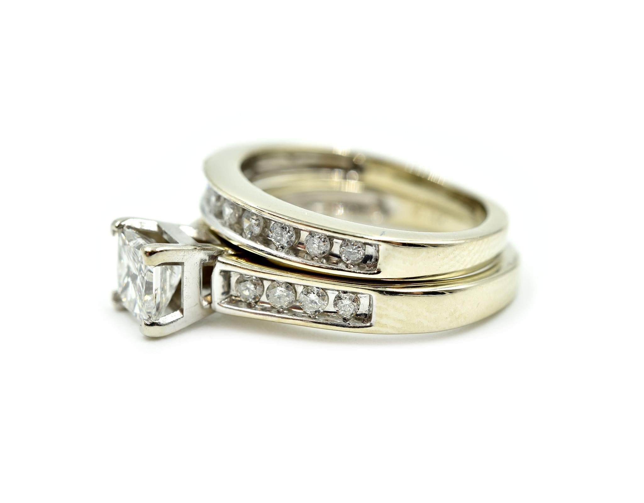 0.85 Carat Princess Cut Diamond Engagement Ring Set of 14 Karat White Gold In Excellent Condition In Scottsdale, AZ