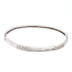 0.85 Carat Round Brilliant I SI2 Diamond 18 Karat White Gold Bangle Bracelet
