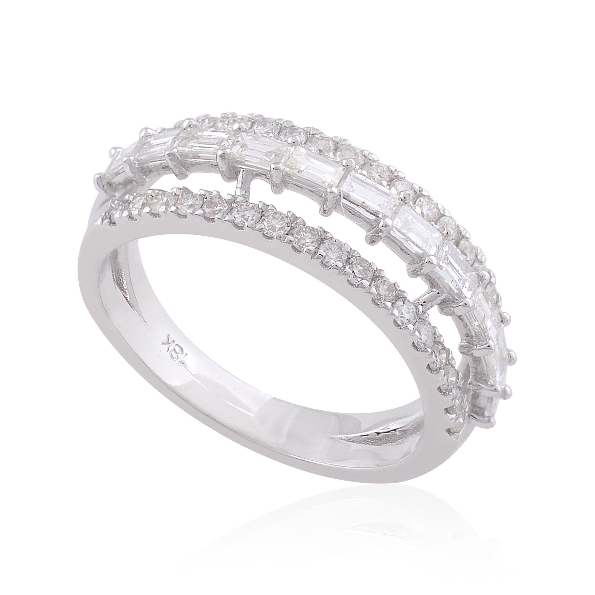 For Sale:  0.85 Carat SI Clarity HI Color Baguette Diamond Dome Ring 18 Karat White Gold 4