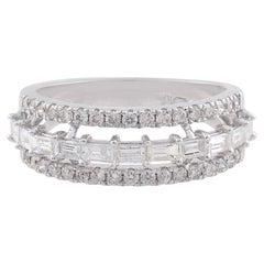 0,85 Karat SI Reinheit HI Farbe Baguette Diamant Dome Ring 18 Karat Weißgold