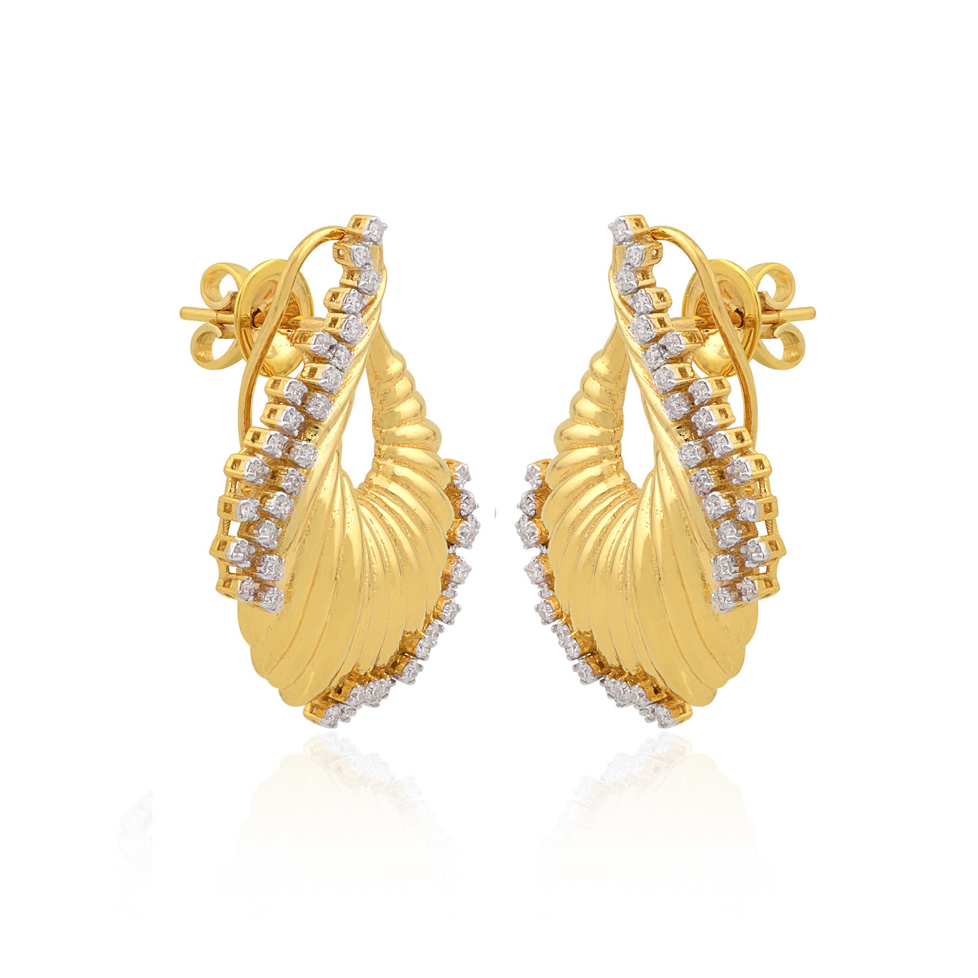 0.85 Carat SI Clarity HI Color Diamond Designer Stud Earrings 18k Yellow Gold In New Condition For Sale In Diera, Dubai