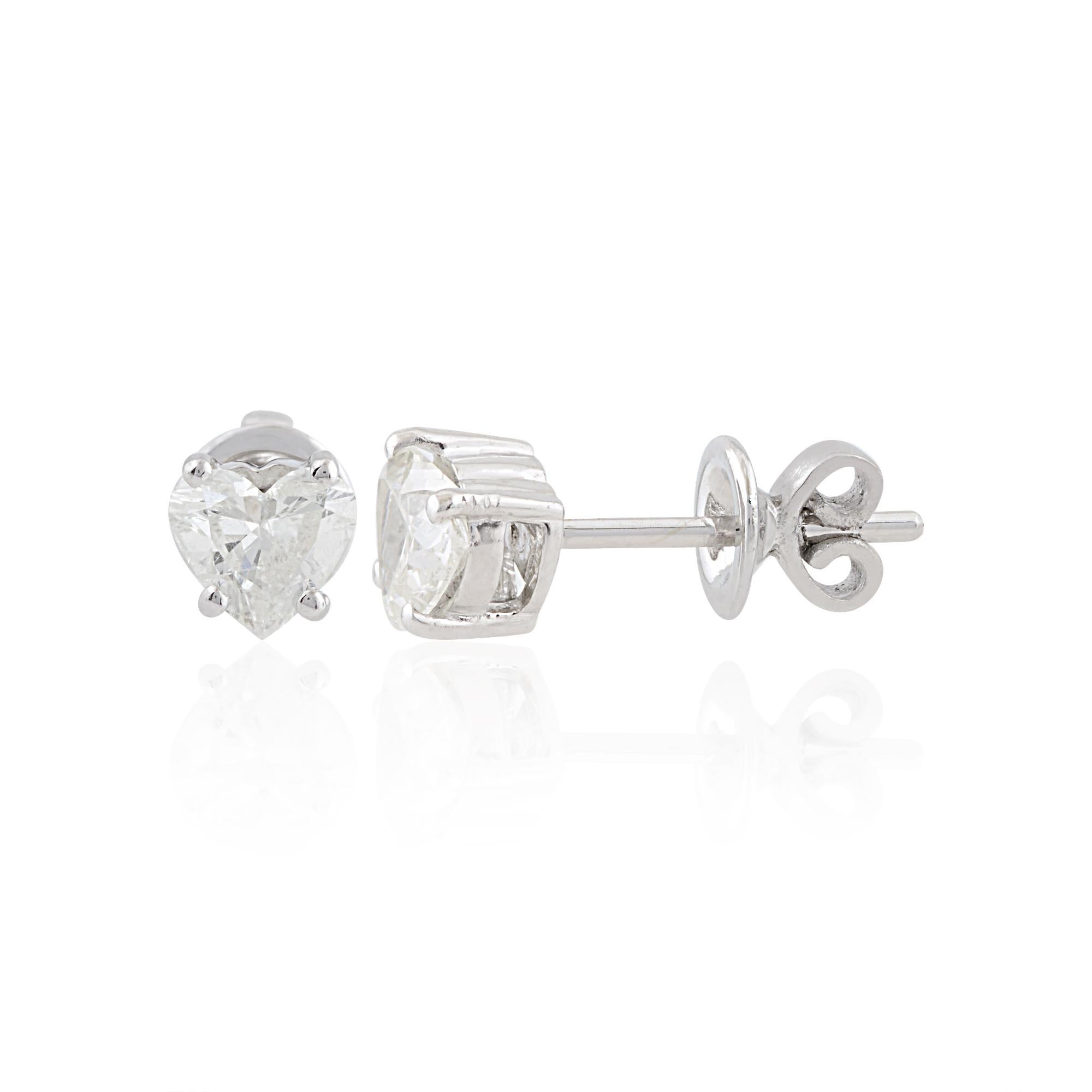 Coulées dans de l'or 10 carats, ces boucles d'oreilles exquises sont serties de 0,85 carats de diamants en forme de cœur étincelants.

Suivez la vitrine de Spectrum Jewels pour découvrir la dernière collection et les pièces exclusives. Spectrum