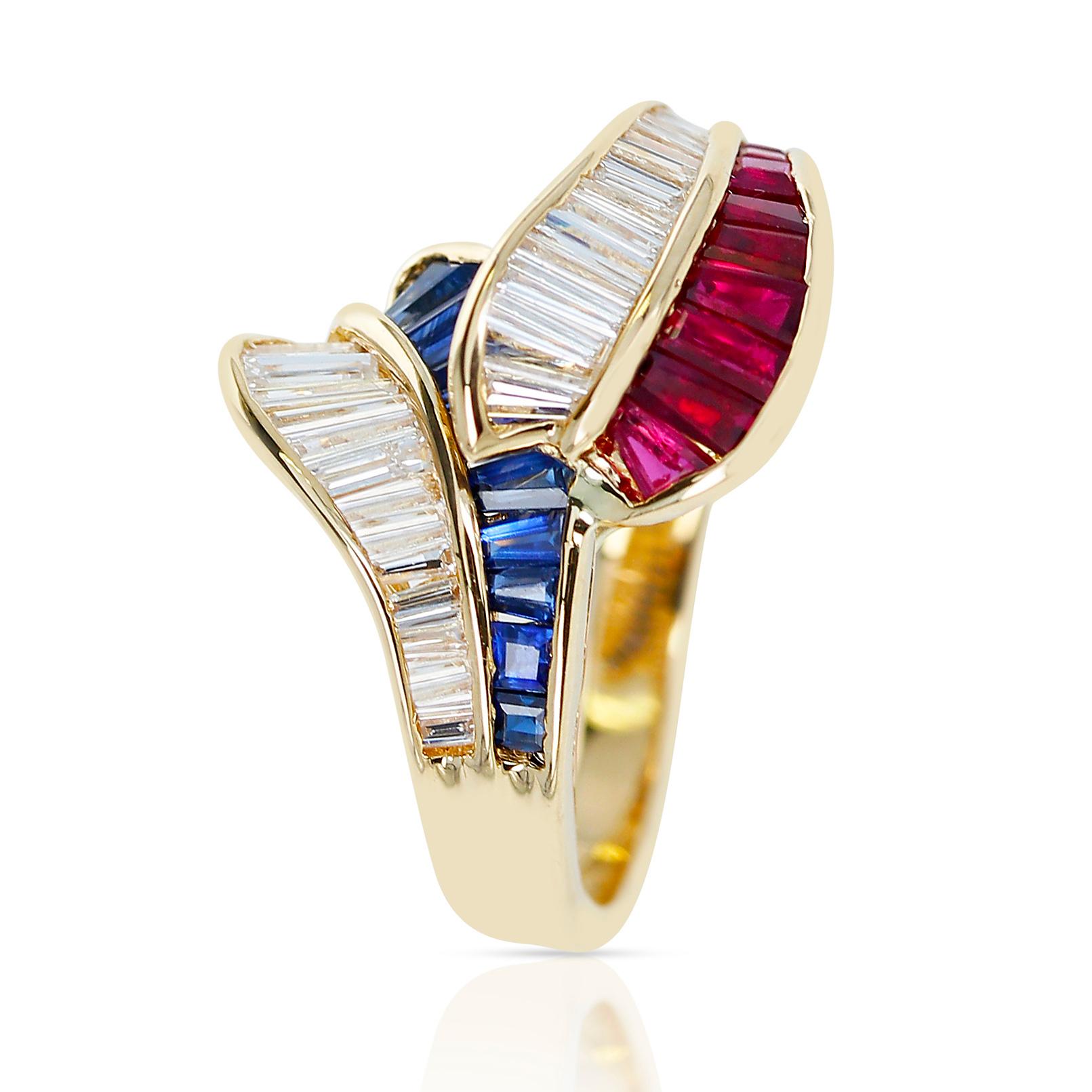 0.85 Ct. Ruby, 0.85 Ct. Sapphire and 0.84 Ct. Diamond Overlapping Ring, 18k Gold In Excellent Condition In New York, NY