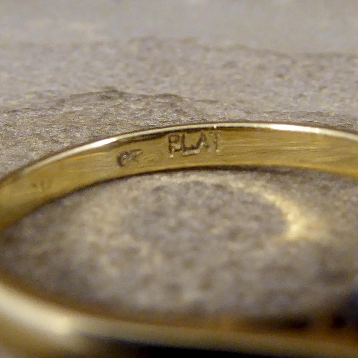 Art Deco 0.85 Carat Diamond Solitaire Ring in 18 Carat Yellow Gold and Platinum